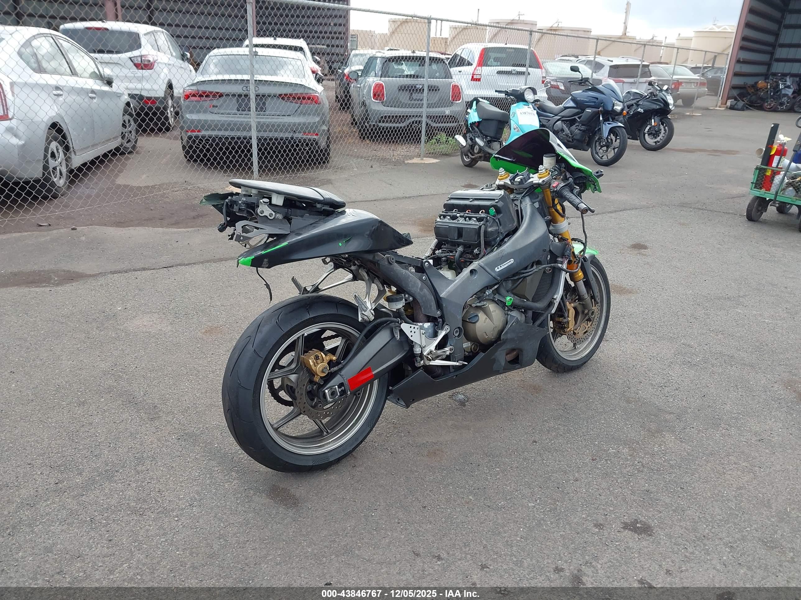 KAWASAKI ZX636 image 4