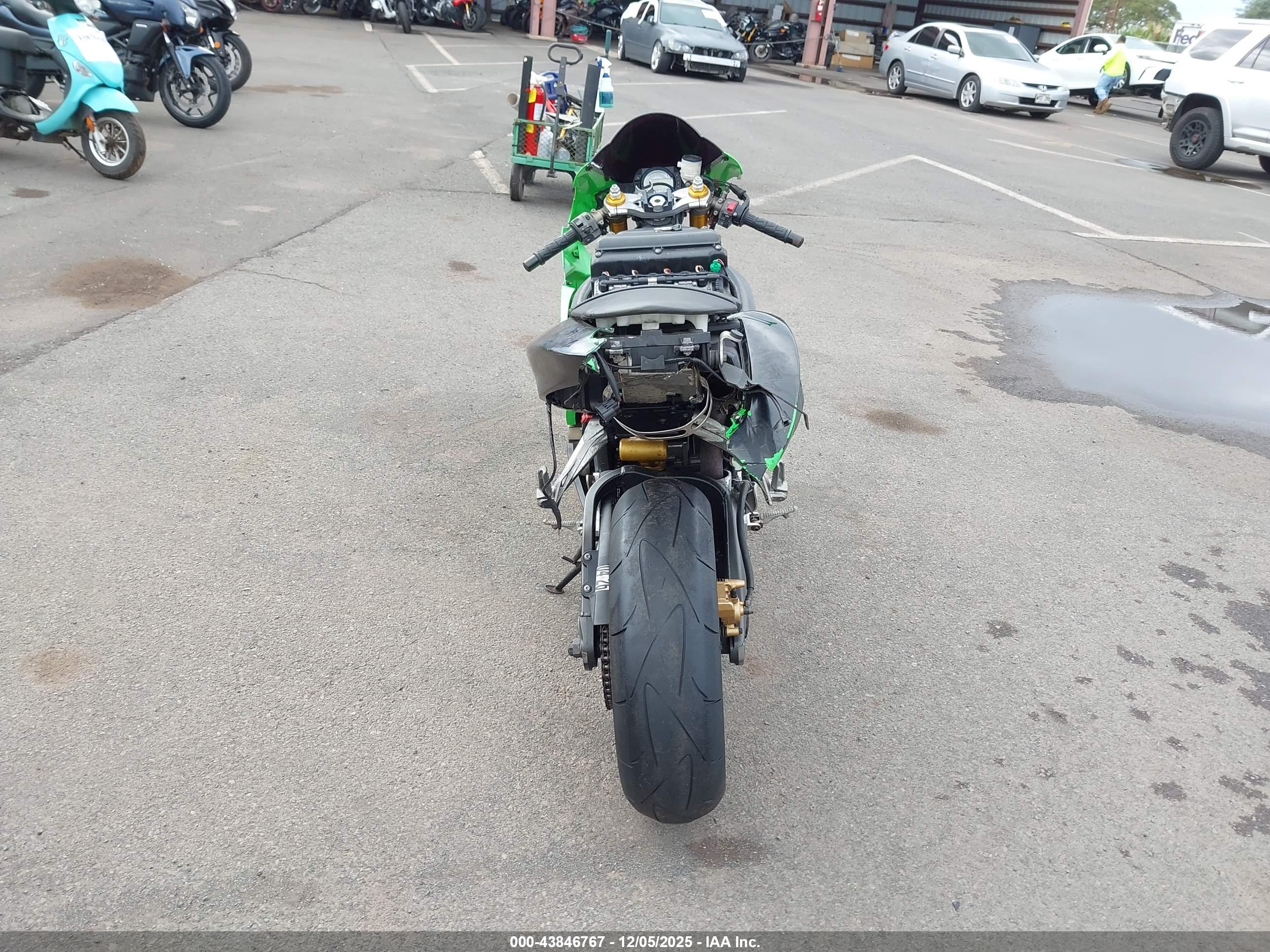 KAWASAKI ZX636 image 6