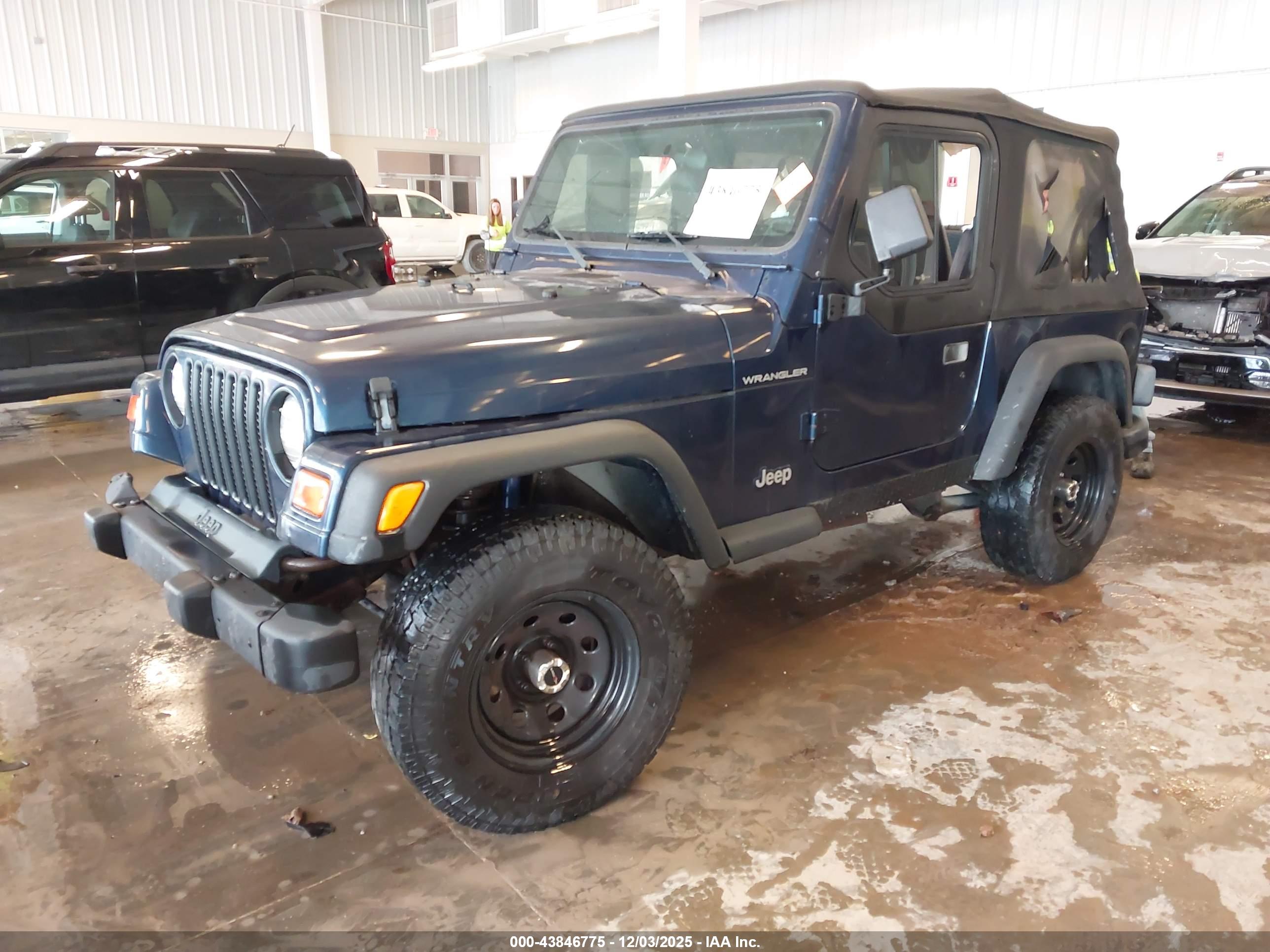 JEEP WRANGLER image 2