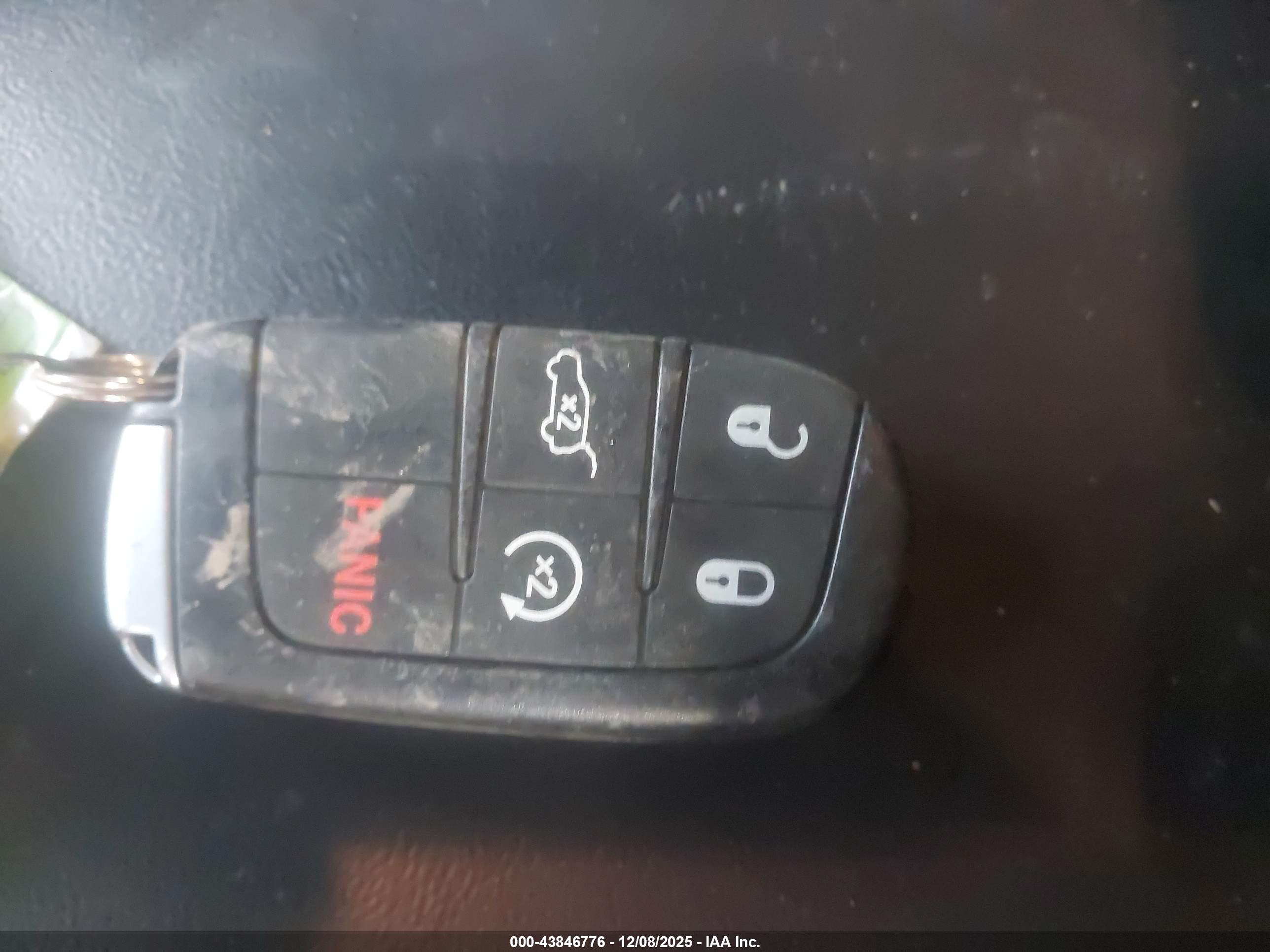 JEEP GRAND image 11