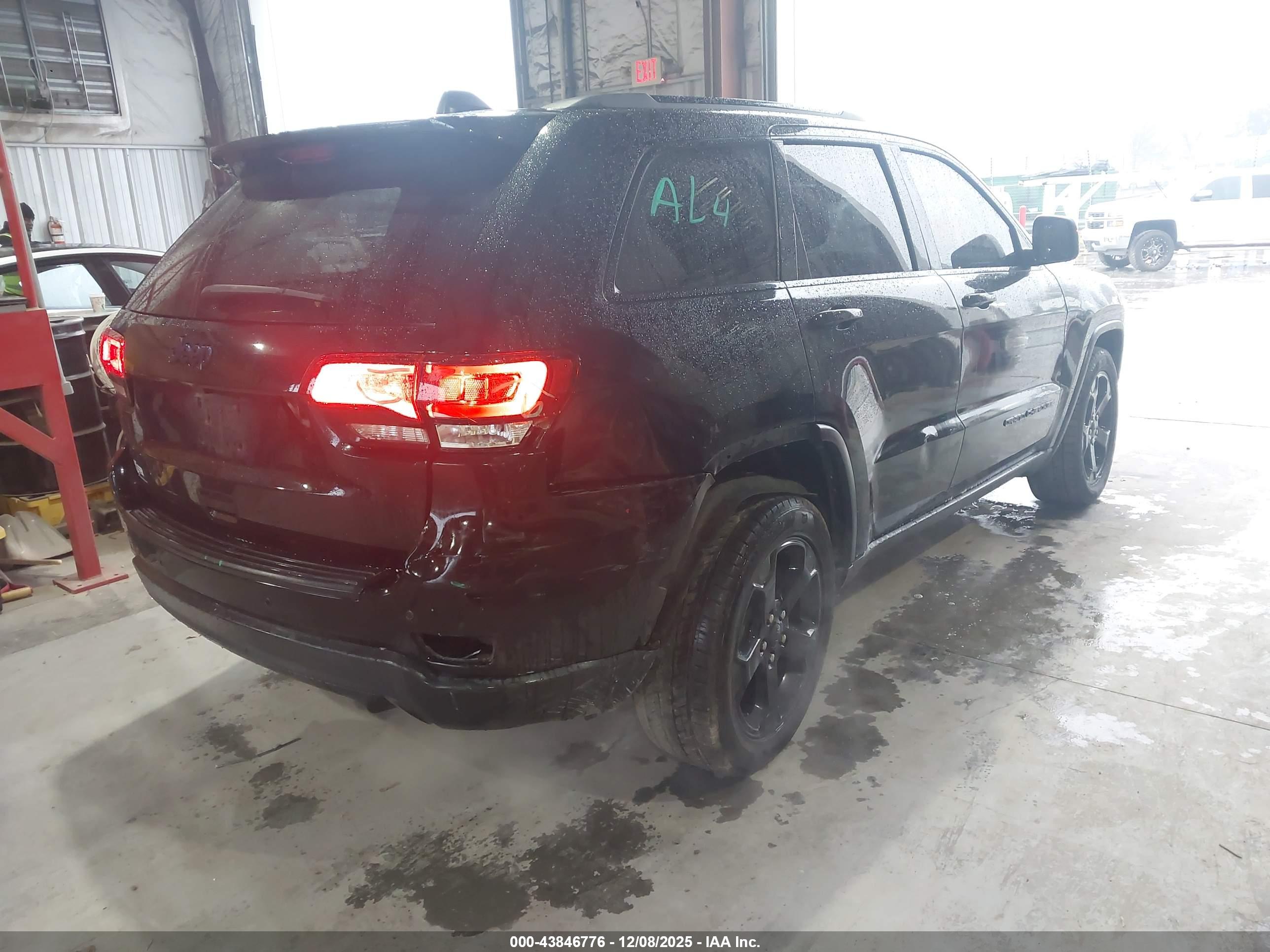JEEP GRAND image 4