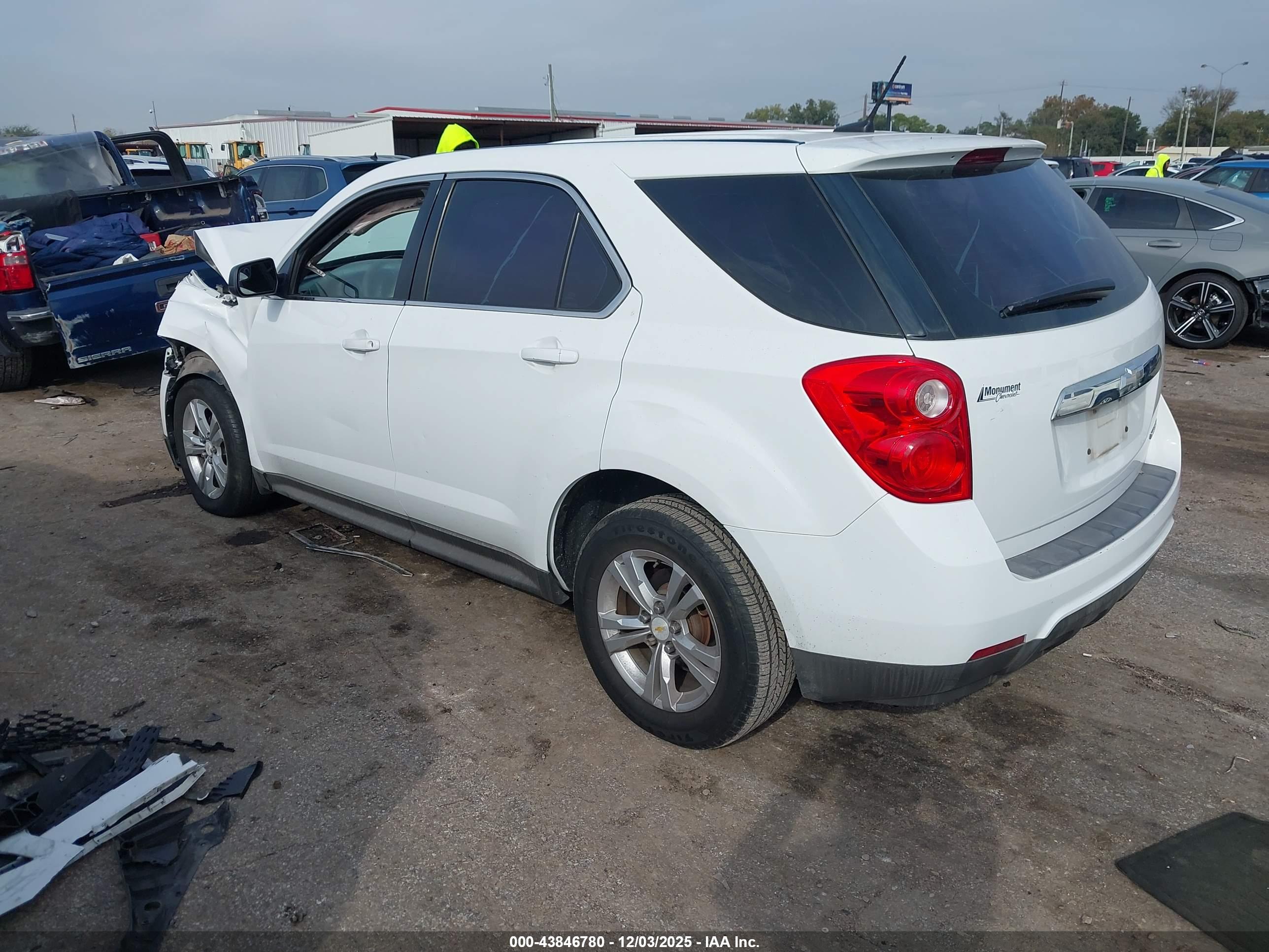 CHEVROLET EQUINOX image 3