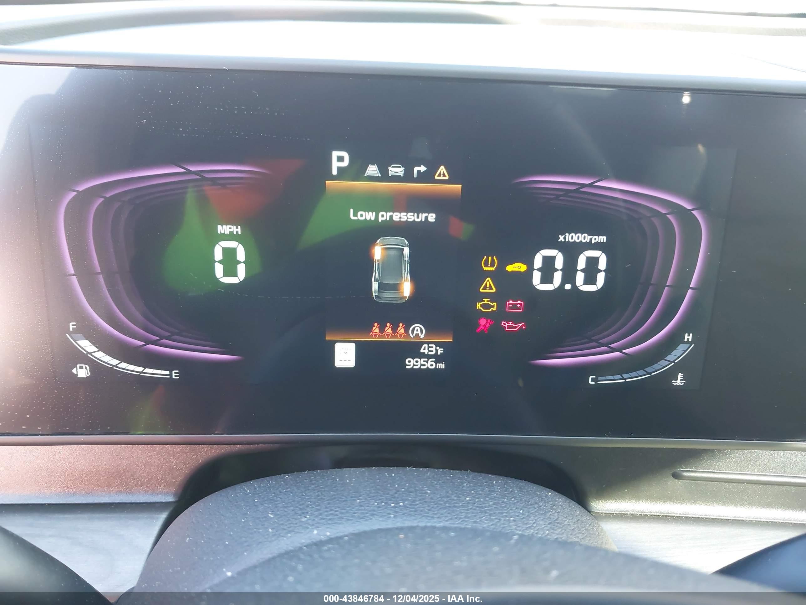 KIA SPORTAGE image 7