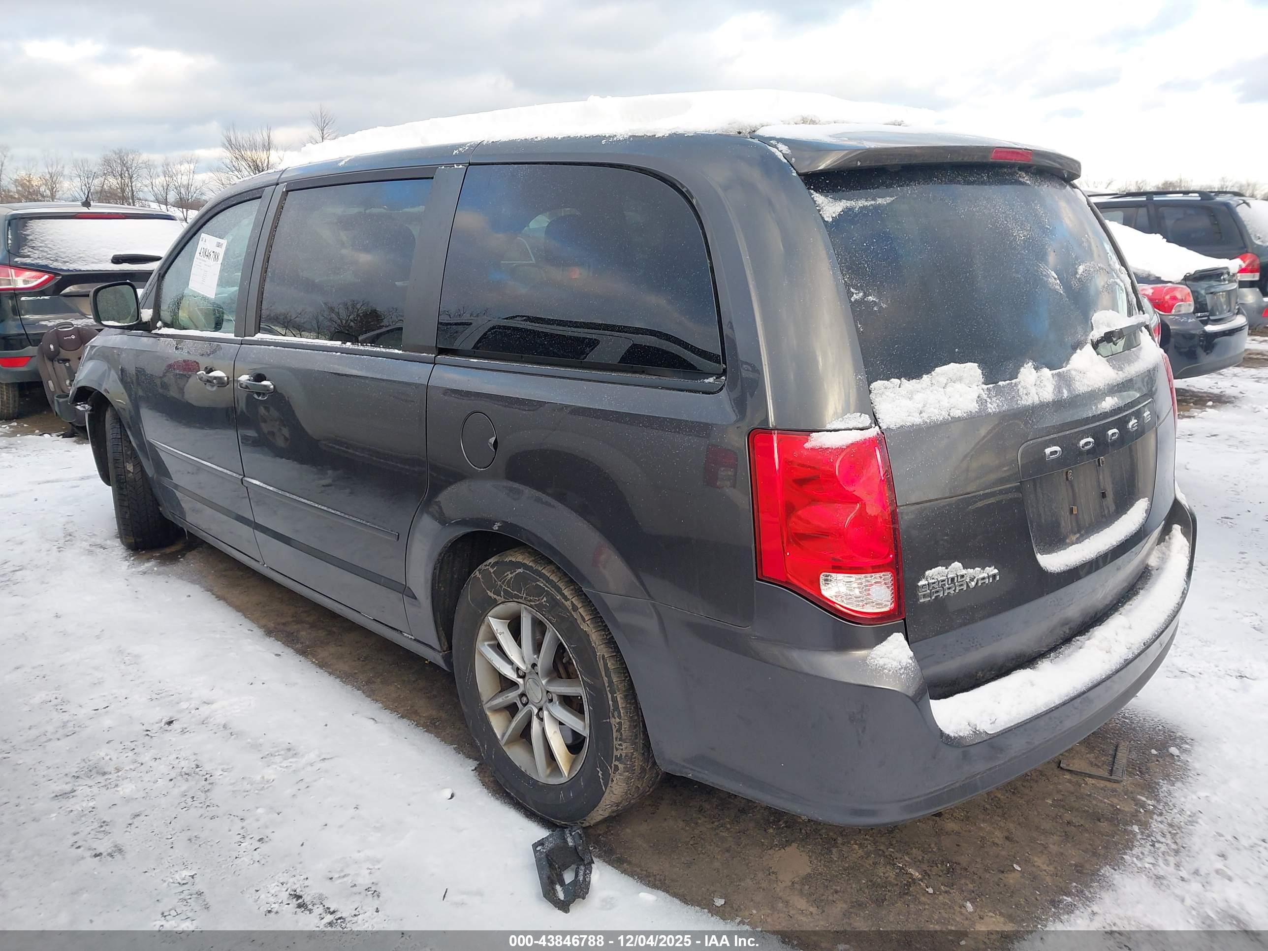 DODGE GRAND image 3