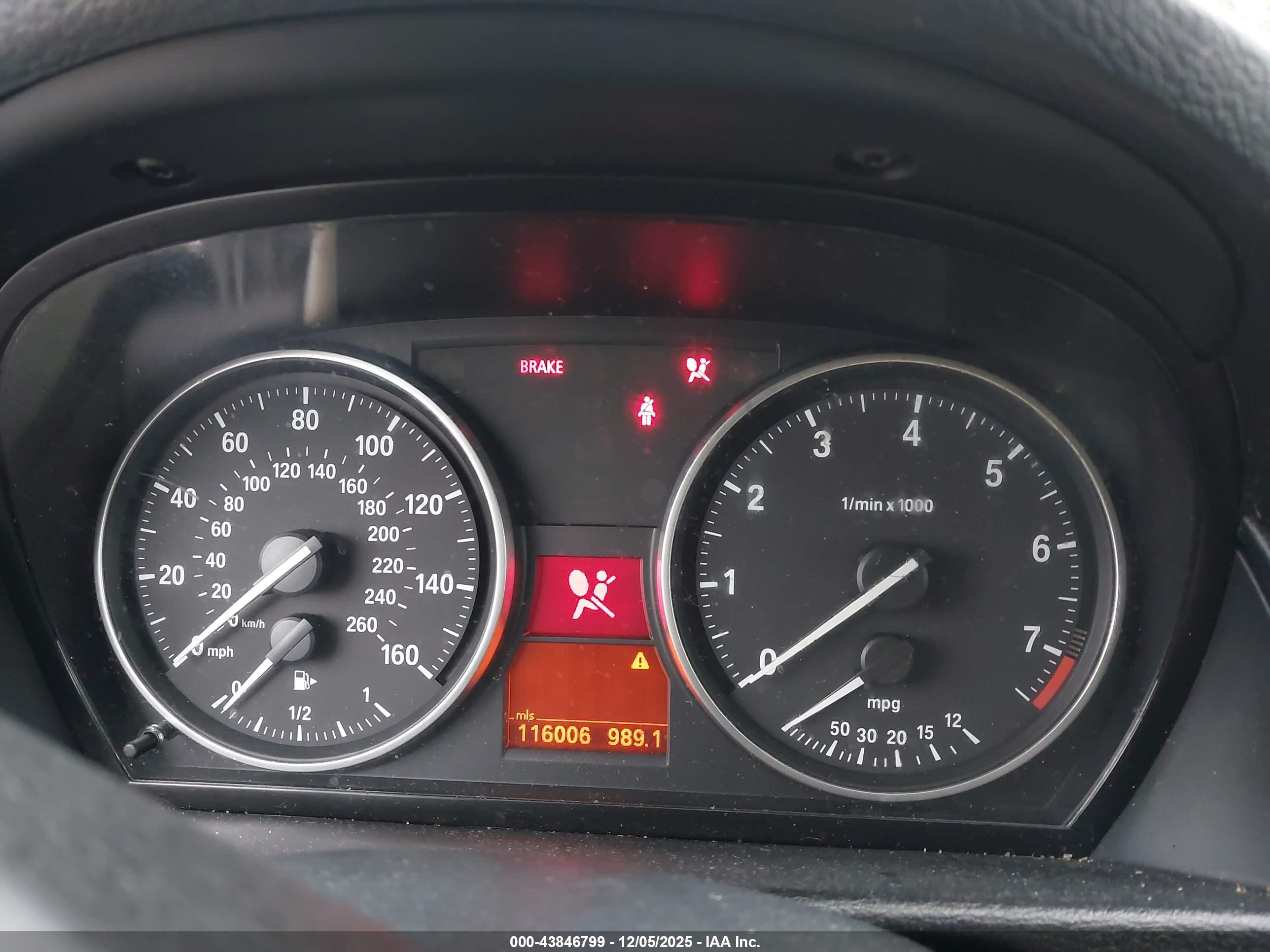 BMW X1 image 7