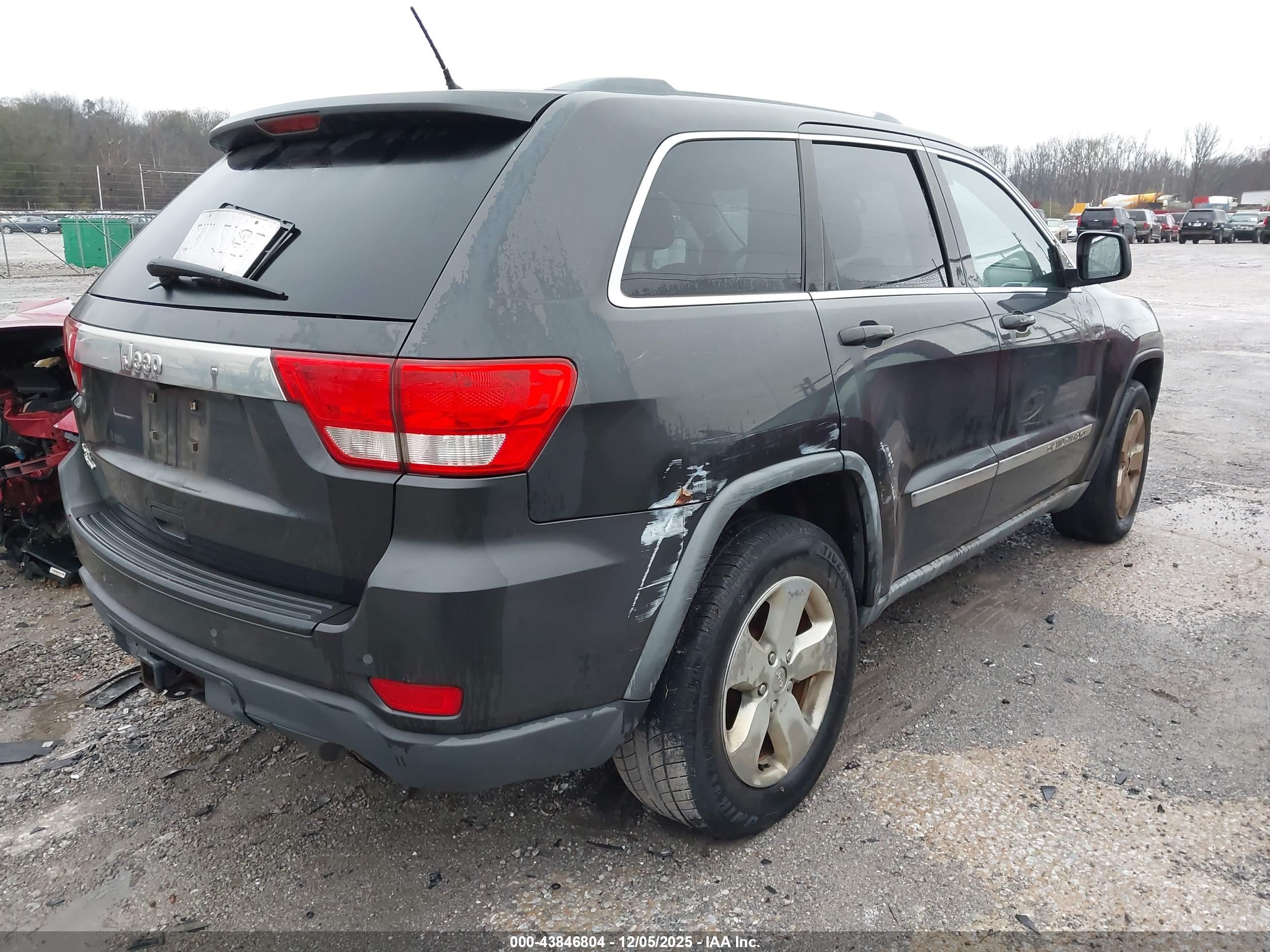 JEEP GRAND image 4