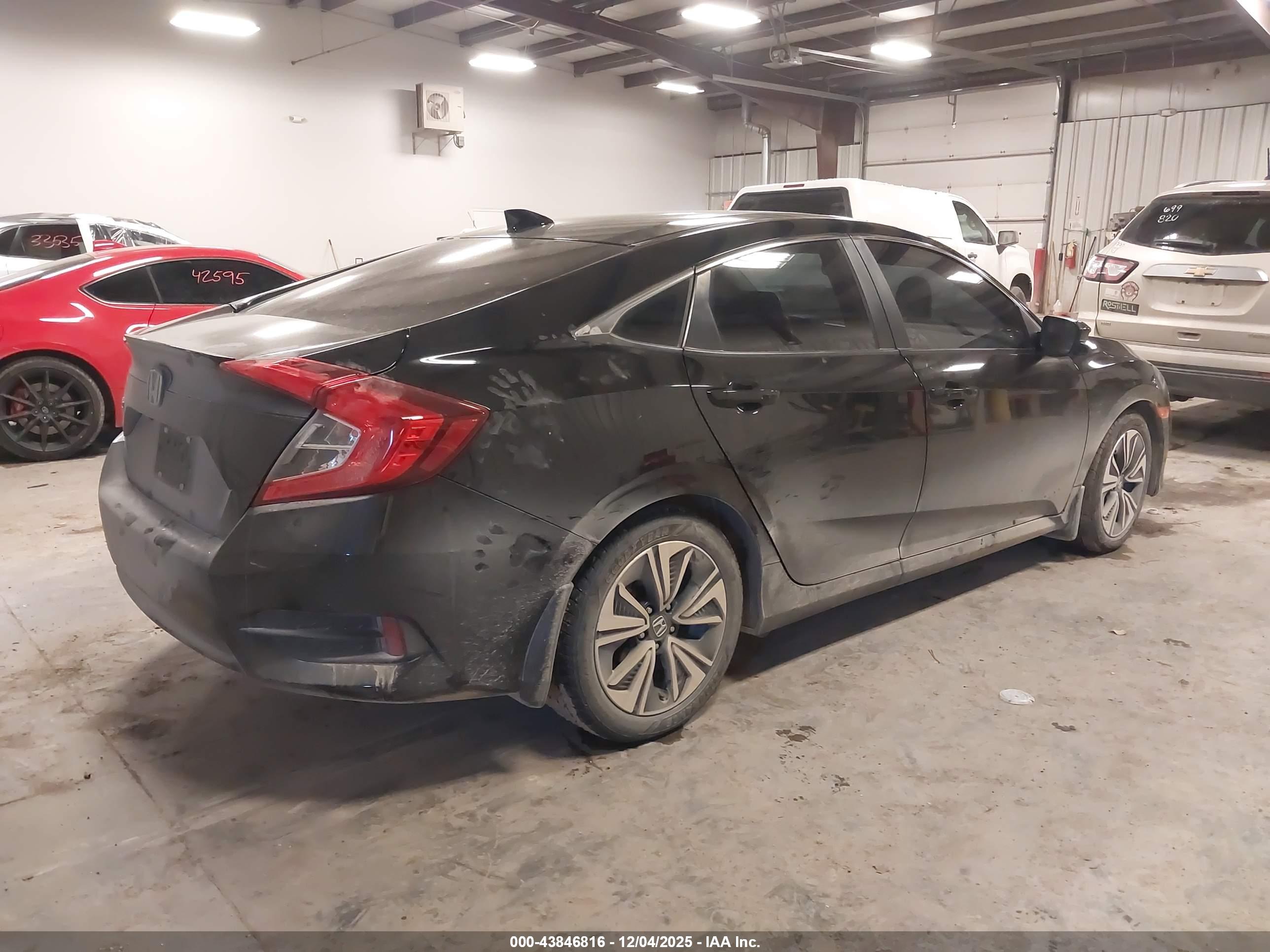 HONDA CIVIC image 4