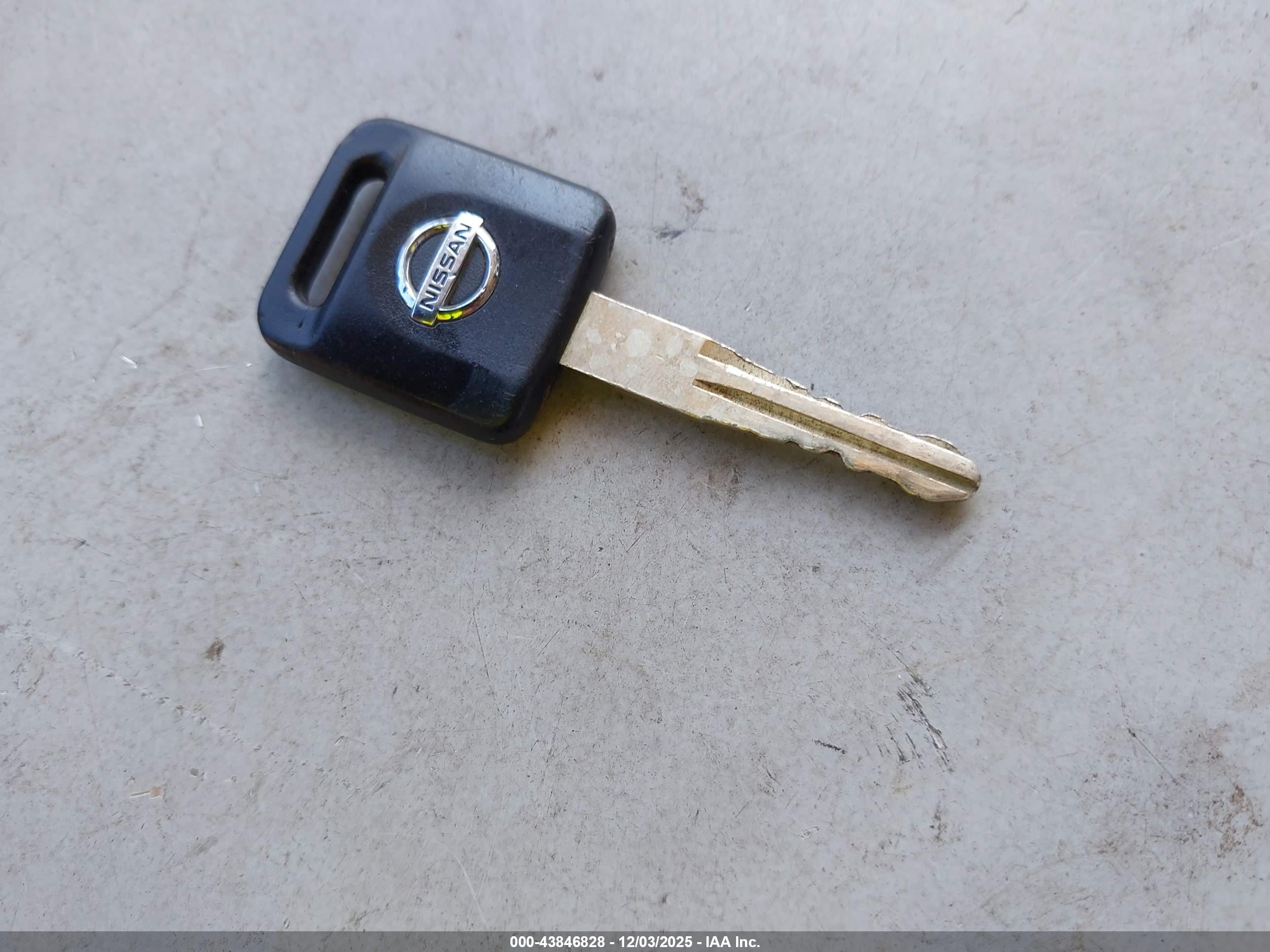 NISSAN FRONTIER image 11