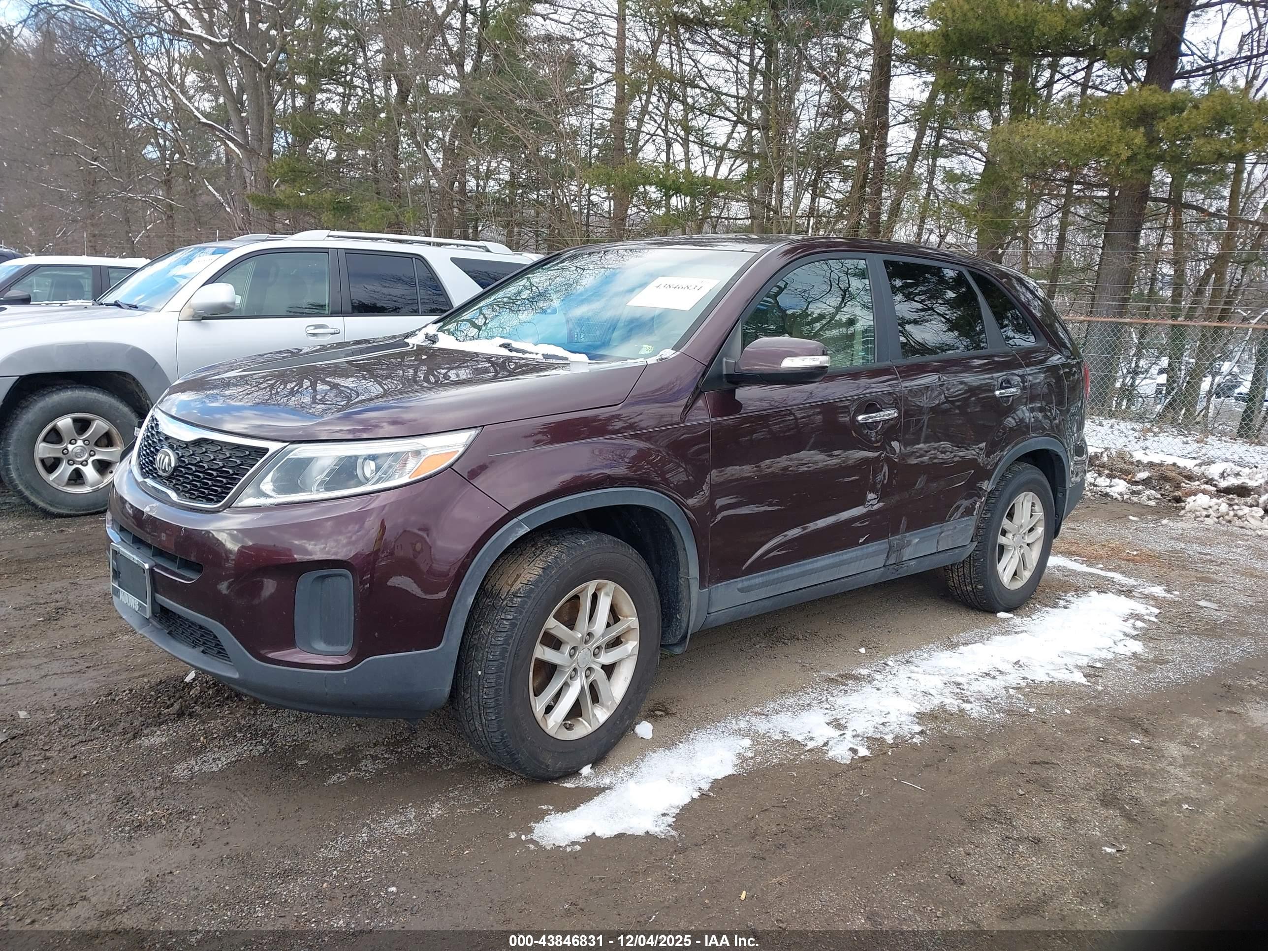 KIA SORENTO image 2