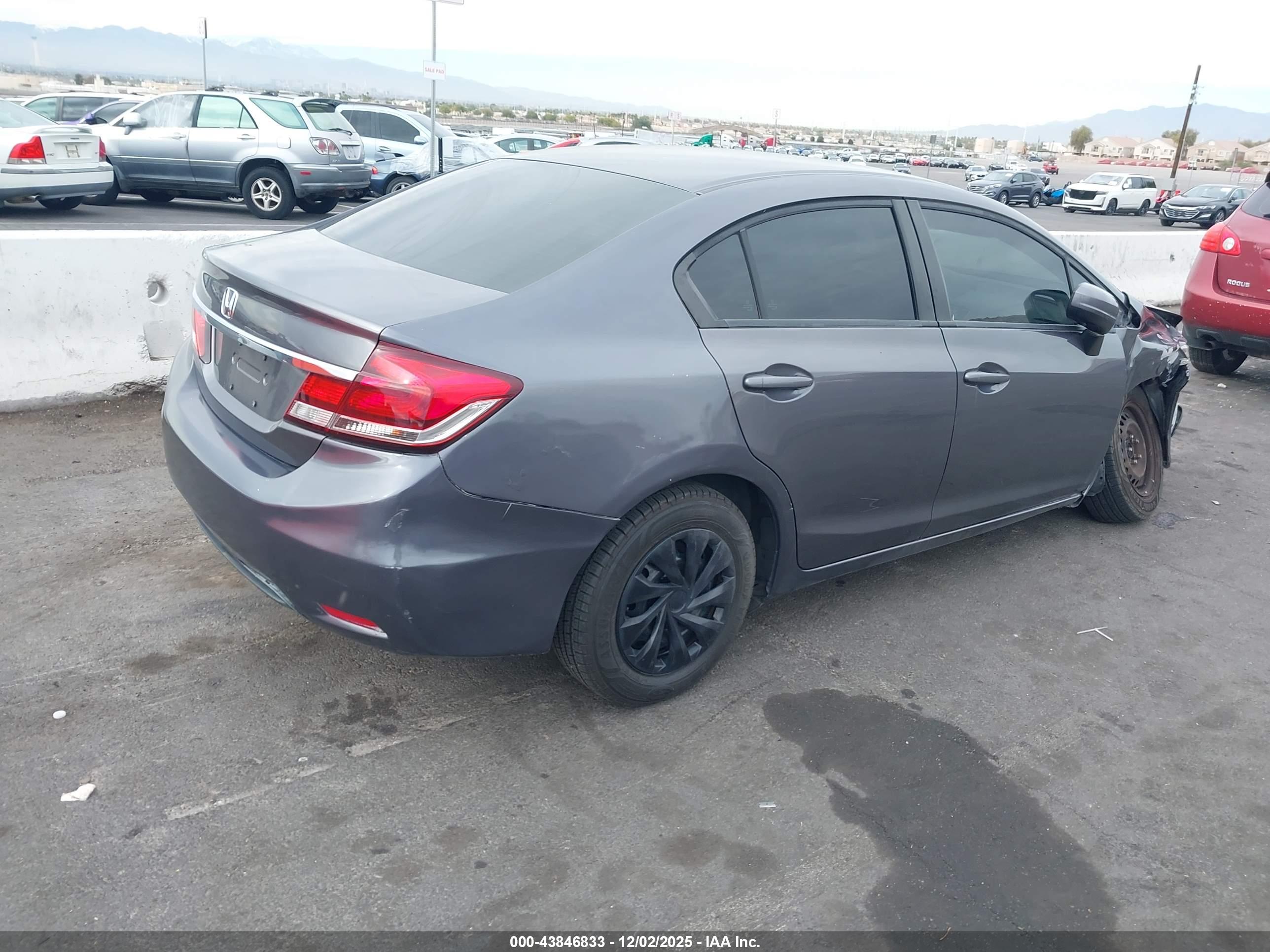 HONDA CIVIC image 4