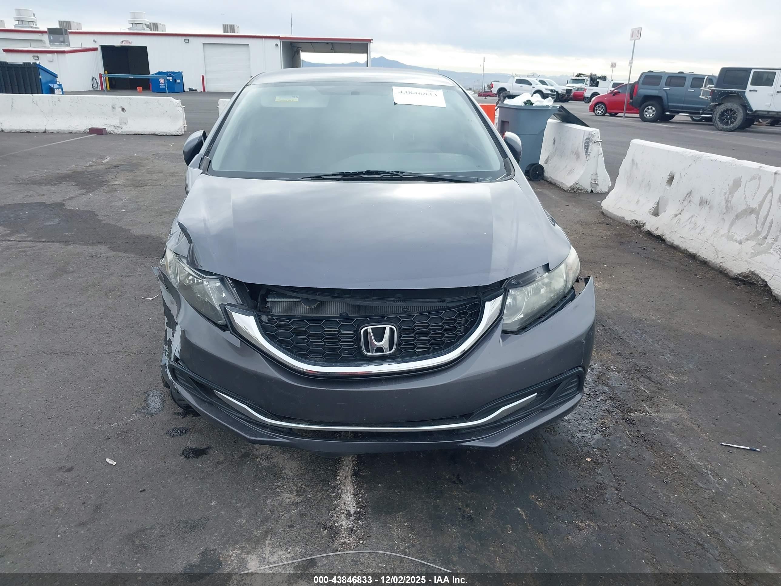 HONDA CIVIC image 6
