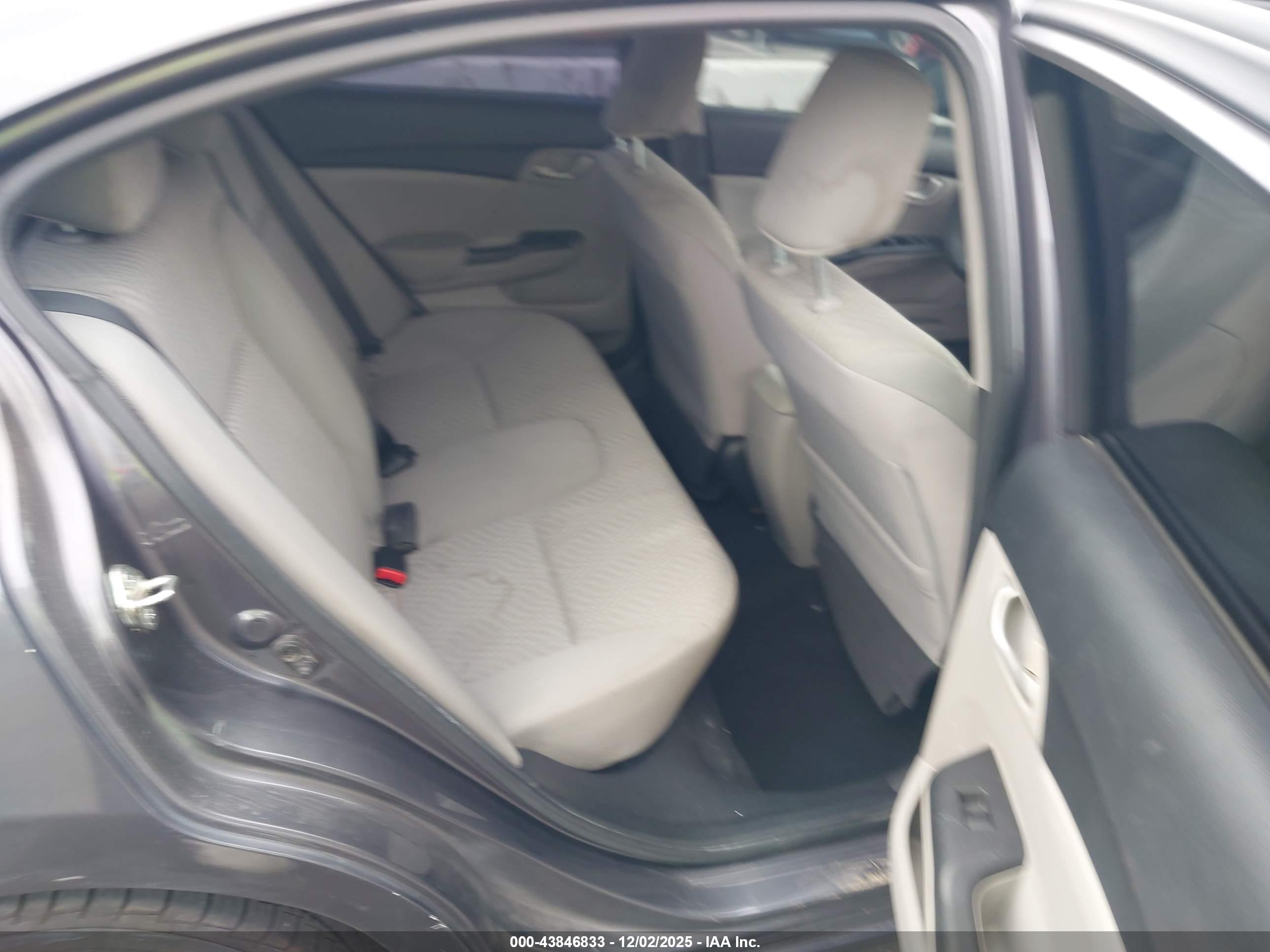 HONDA CIVIC image 8