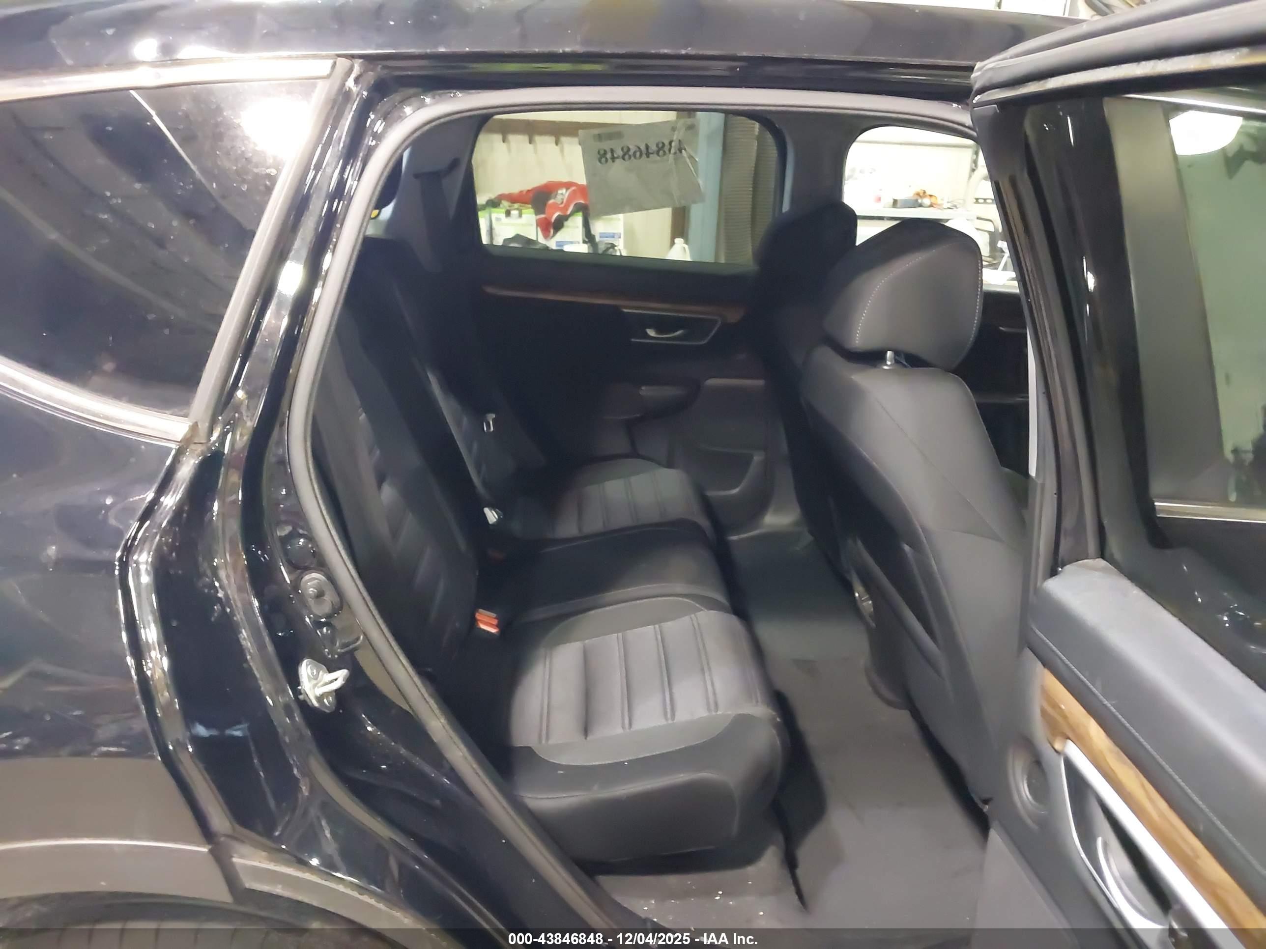HONDA CR-V image 8