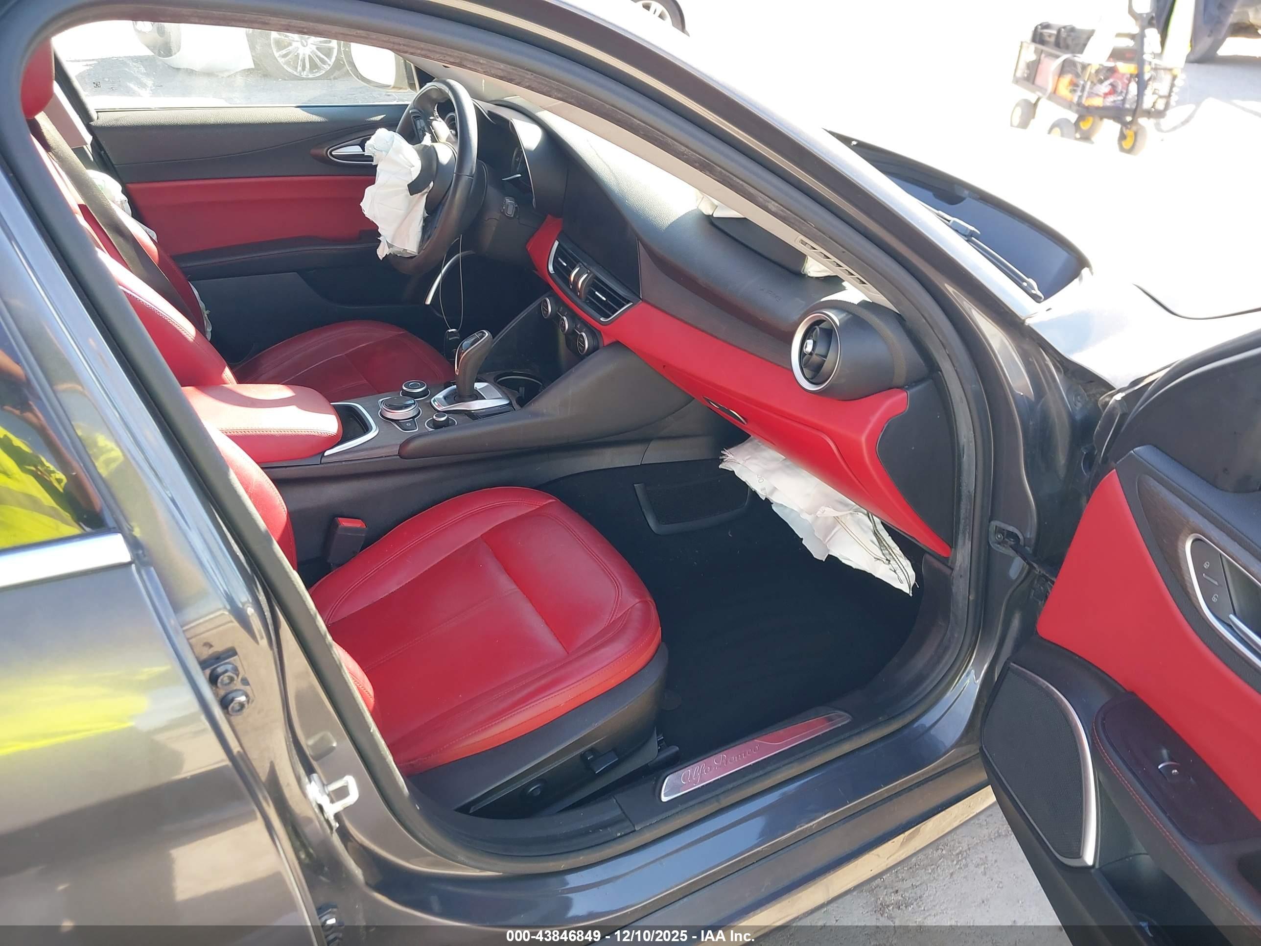 ALFA ROMEO image 5