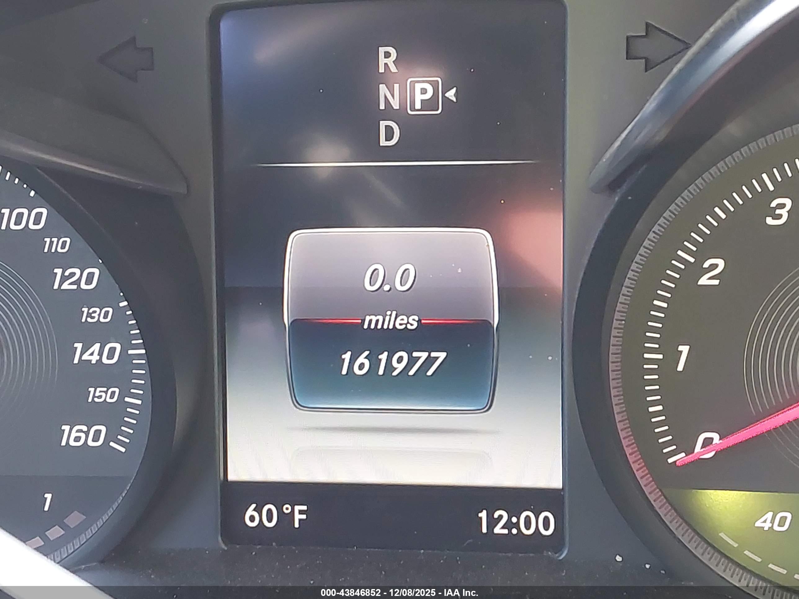 MERCEDES-BENZ C image 7