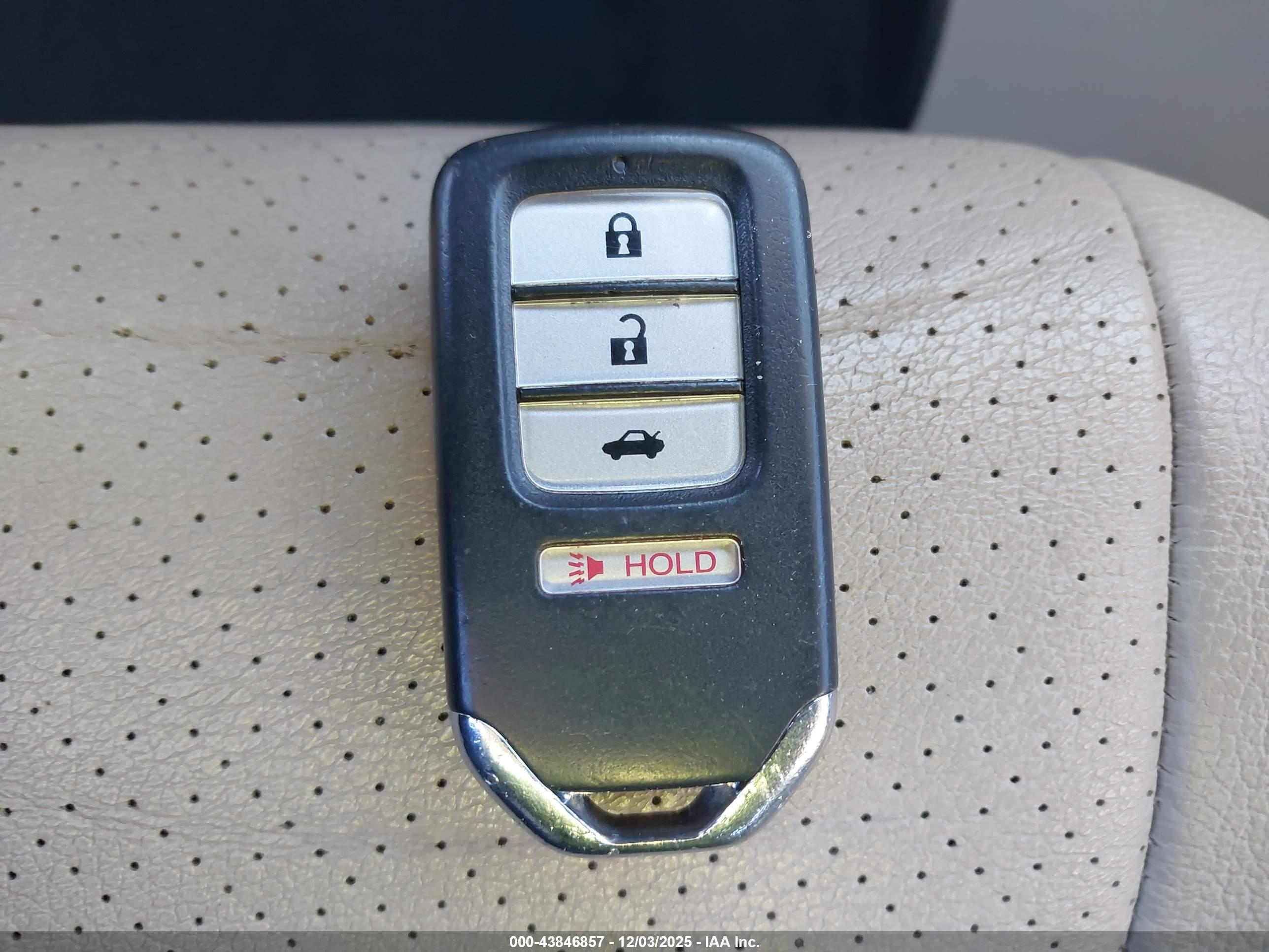 HONDA ACCORD image 11