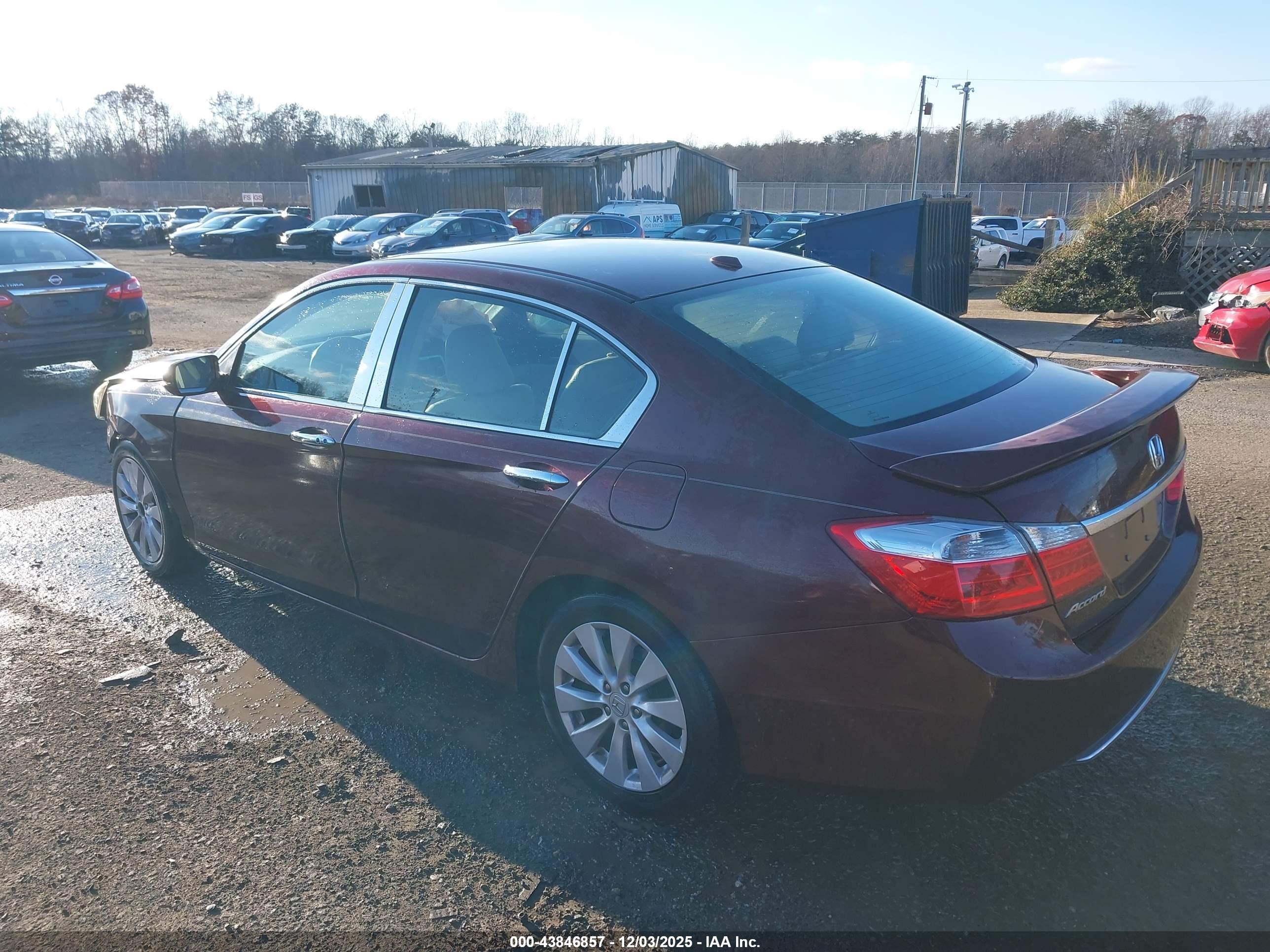 HONDA ACCORD image 3