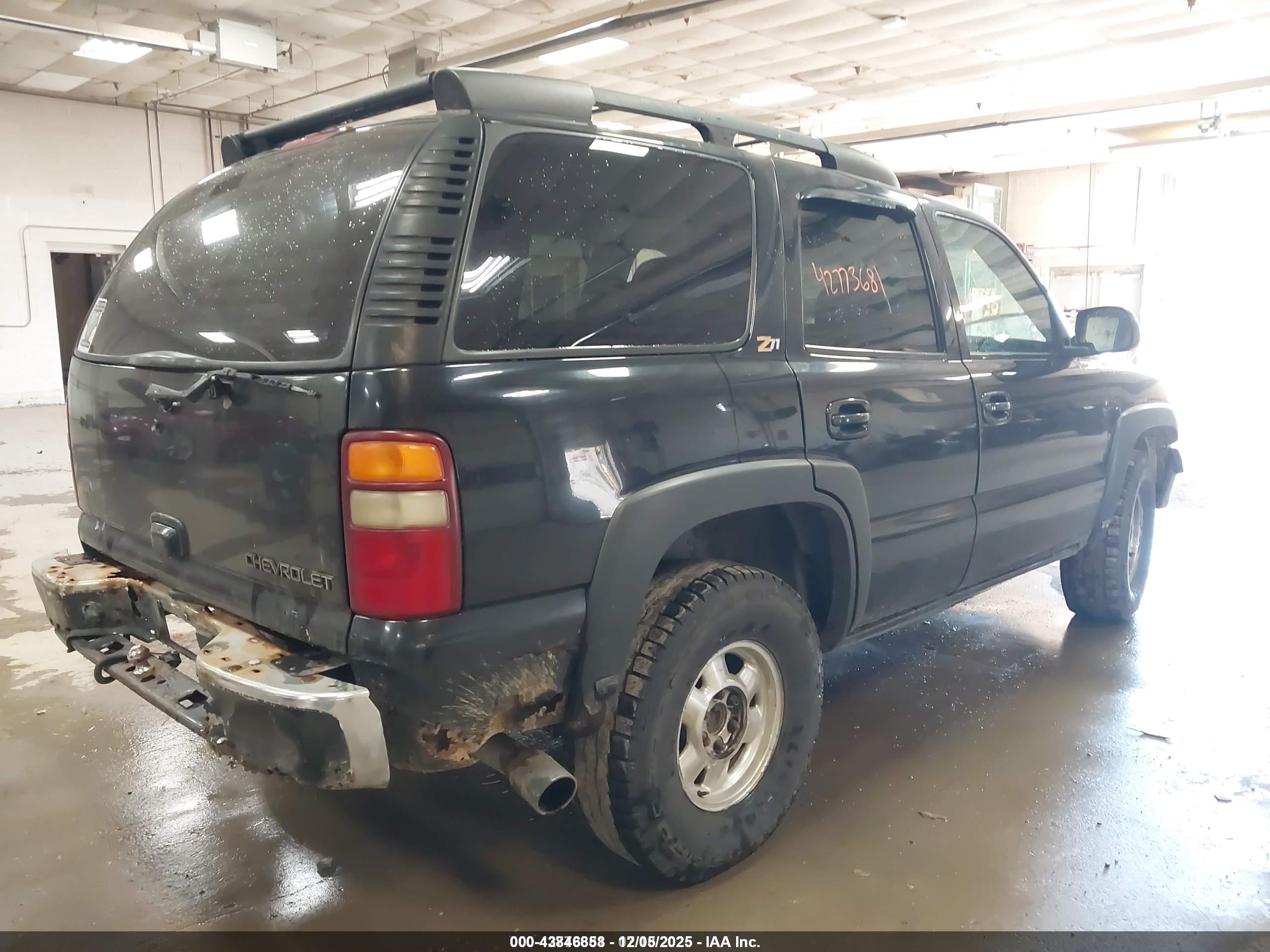 CHEVROLET TAHOE image 4