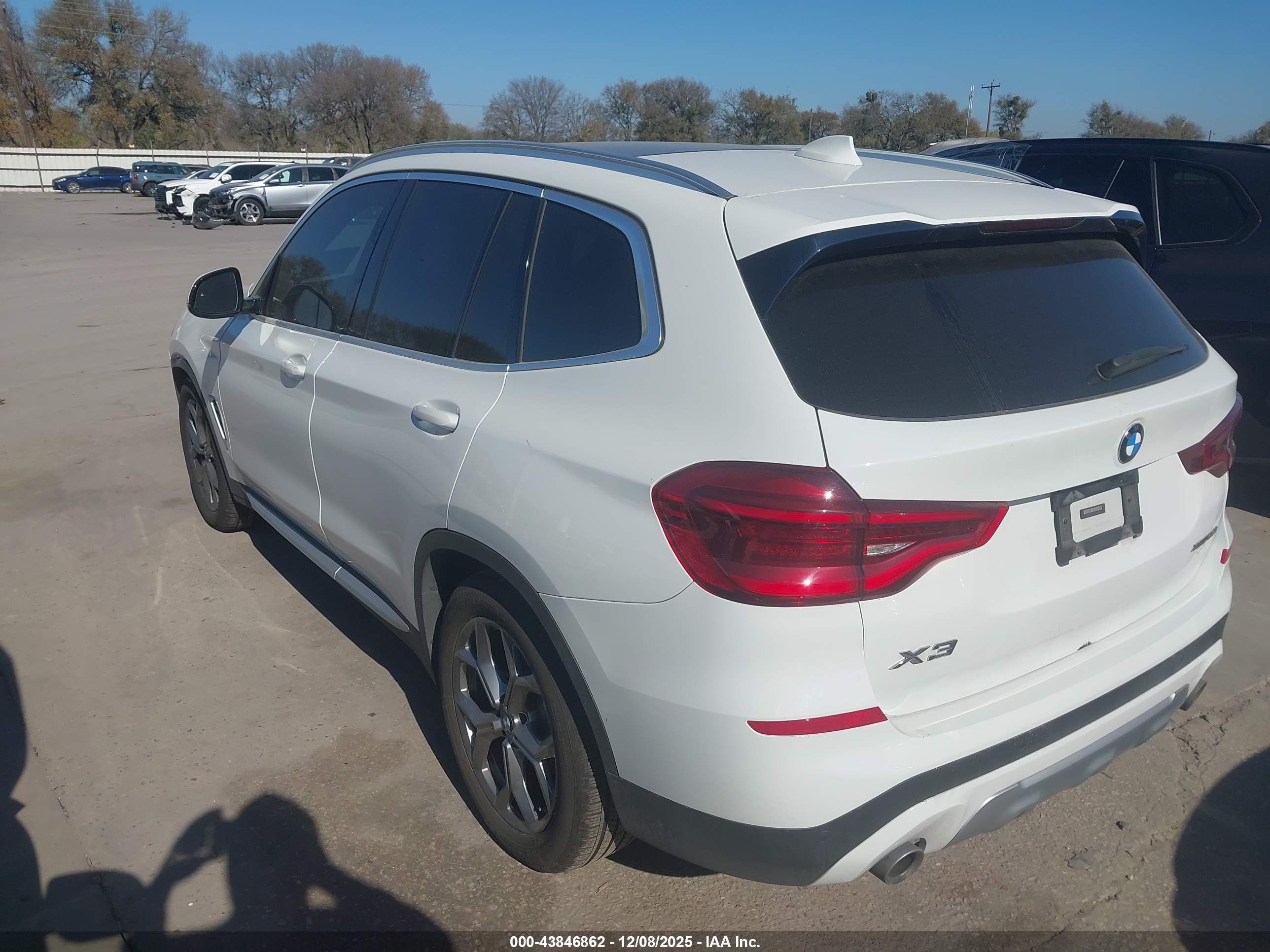 BMW X3 image 3