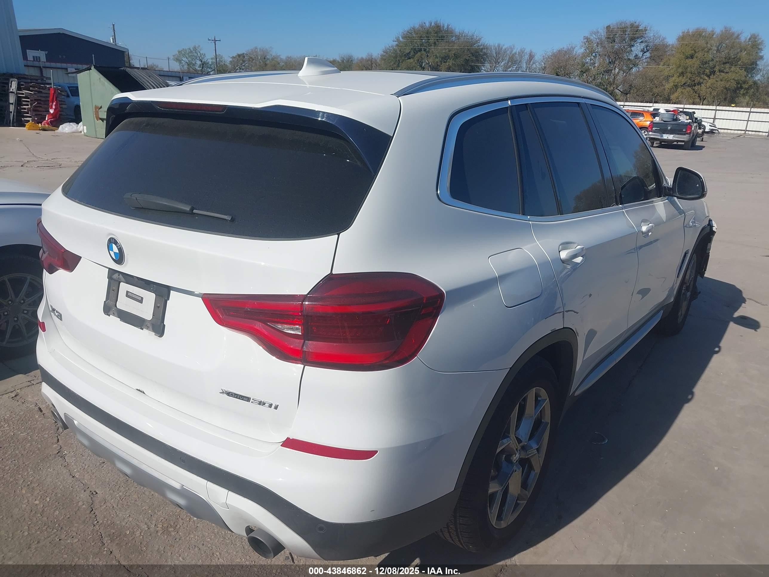 BMW X3 image 4