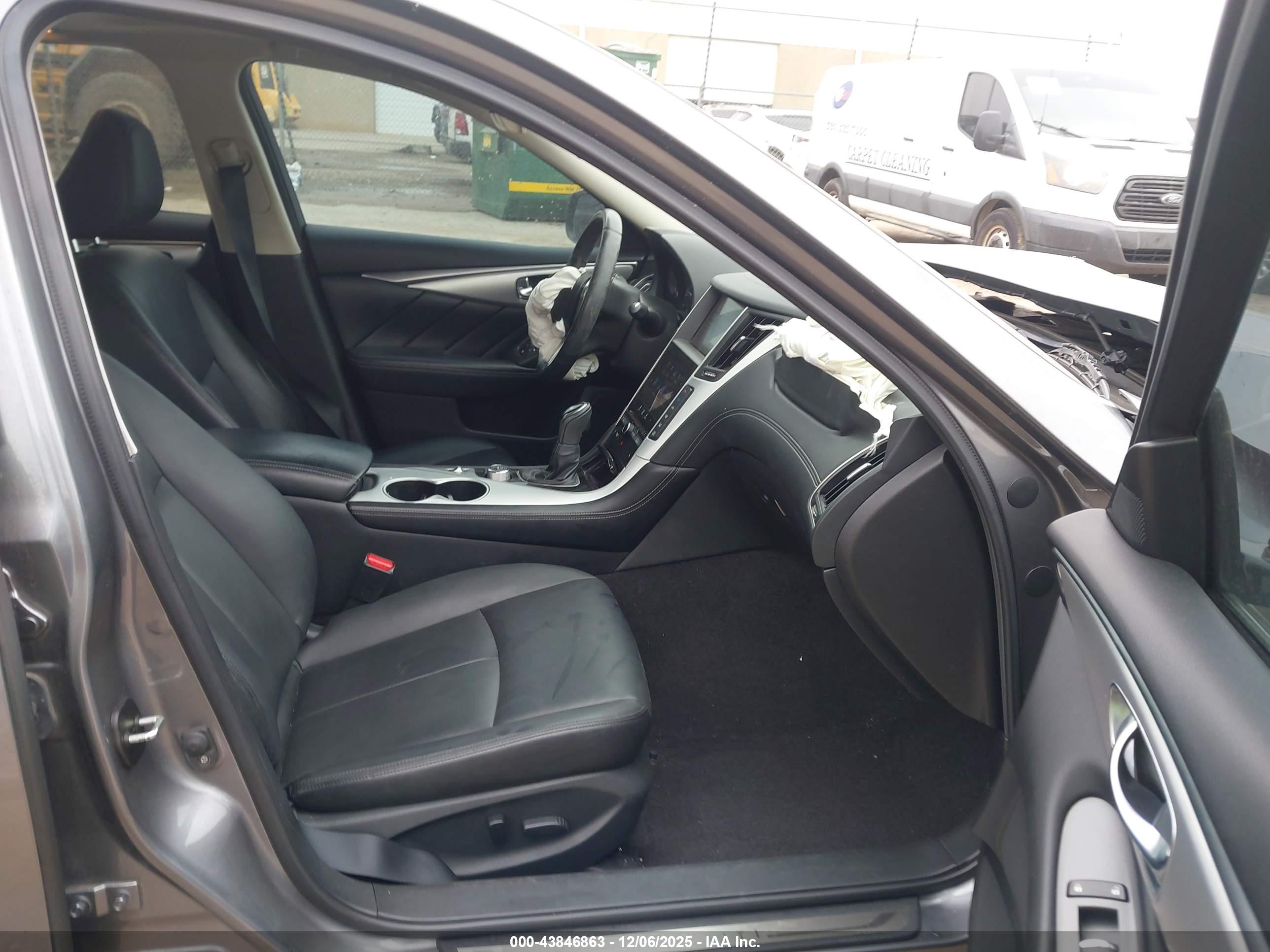 INFINITI Q50 image 5
