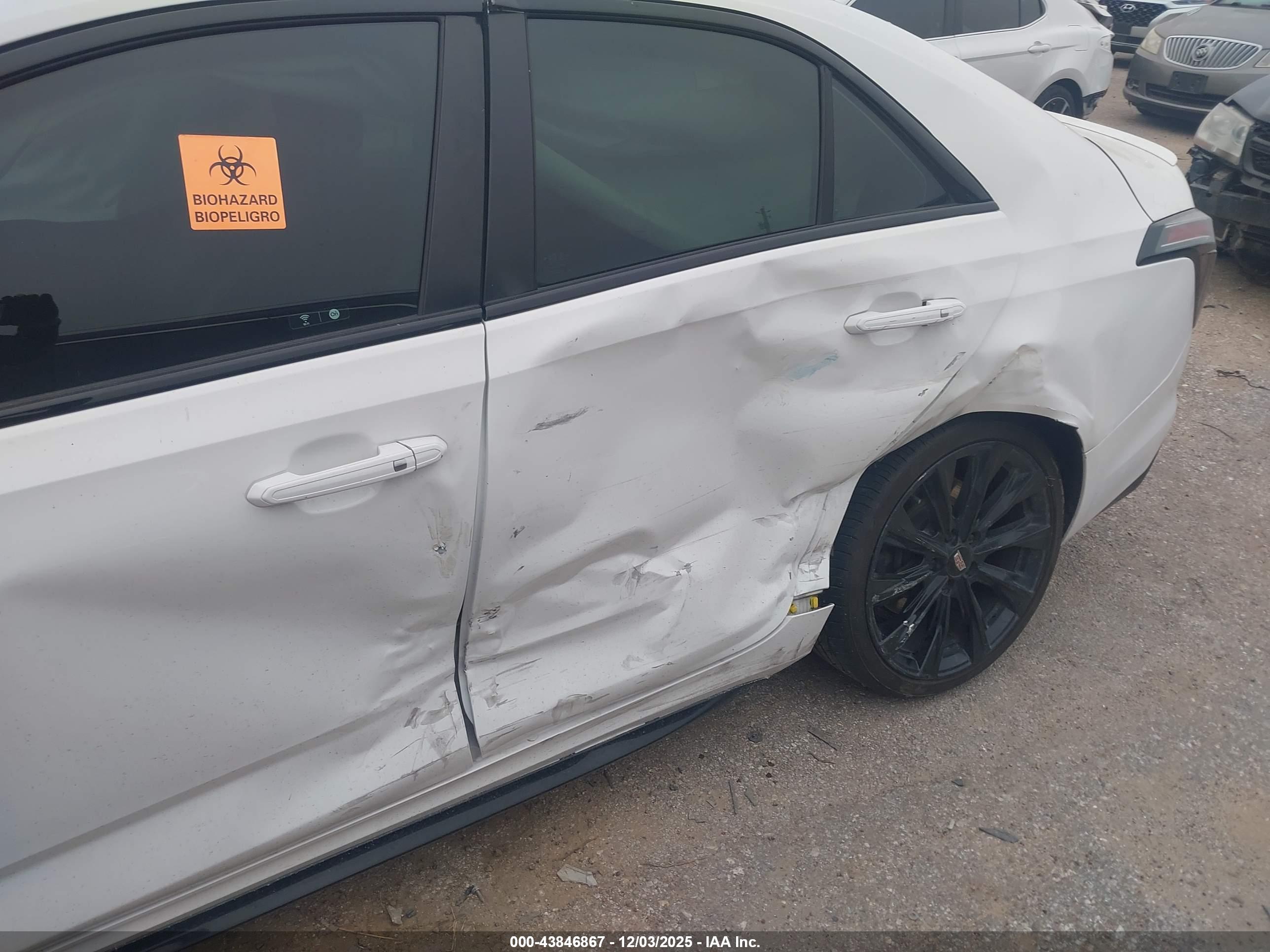 CADILLAC CT4 image 6