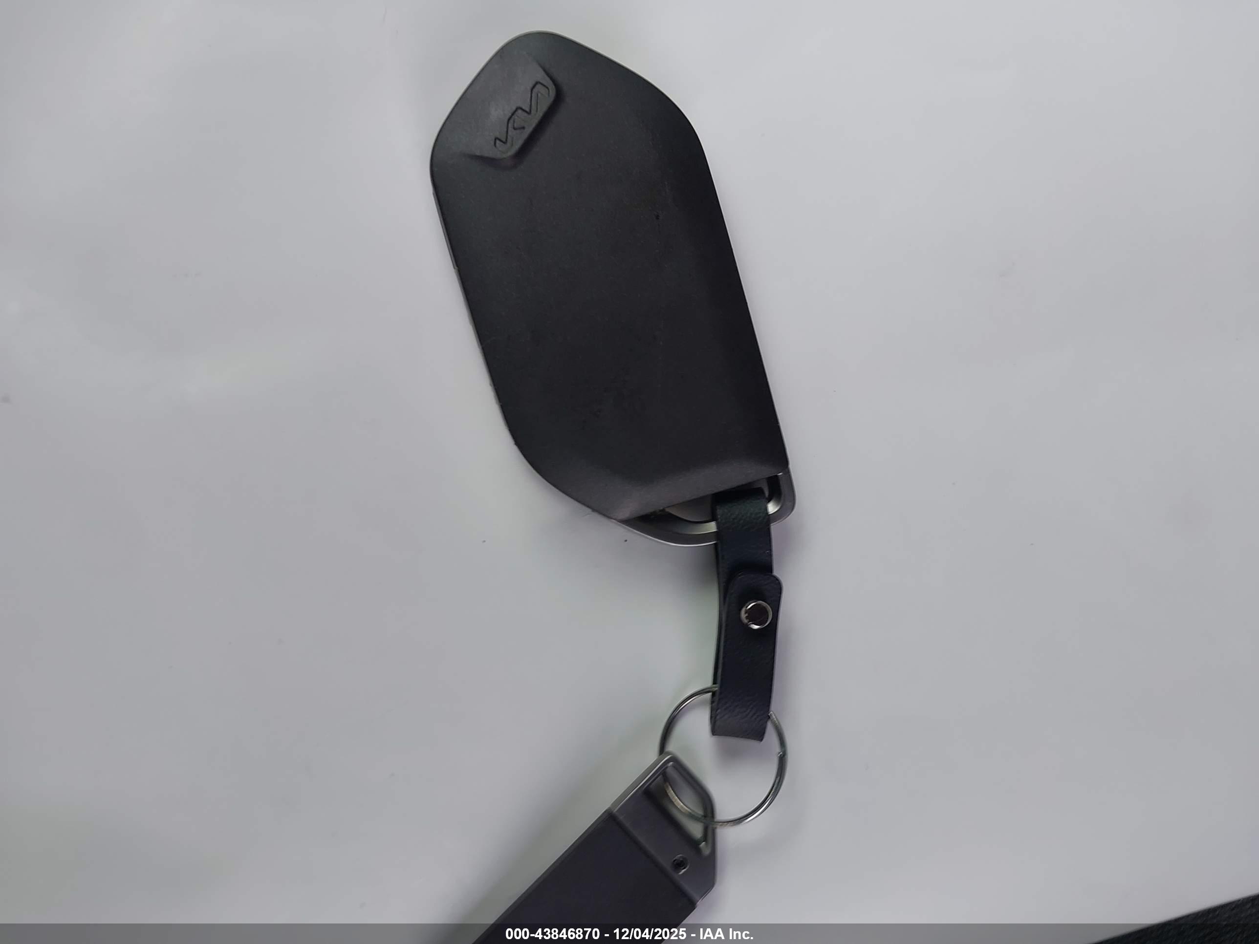 KIA K4 image 11