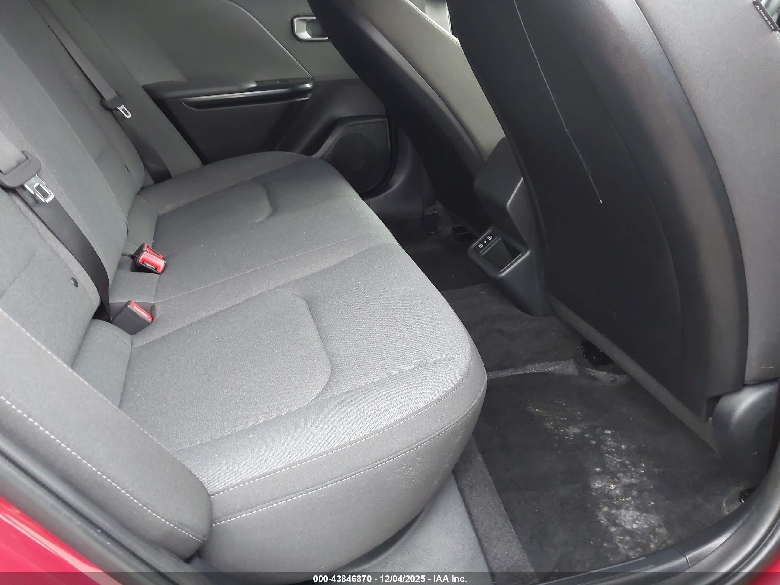 KIA K4 image 8