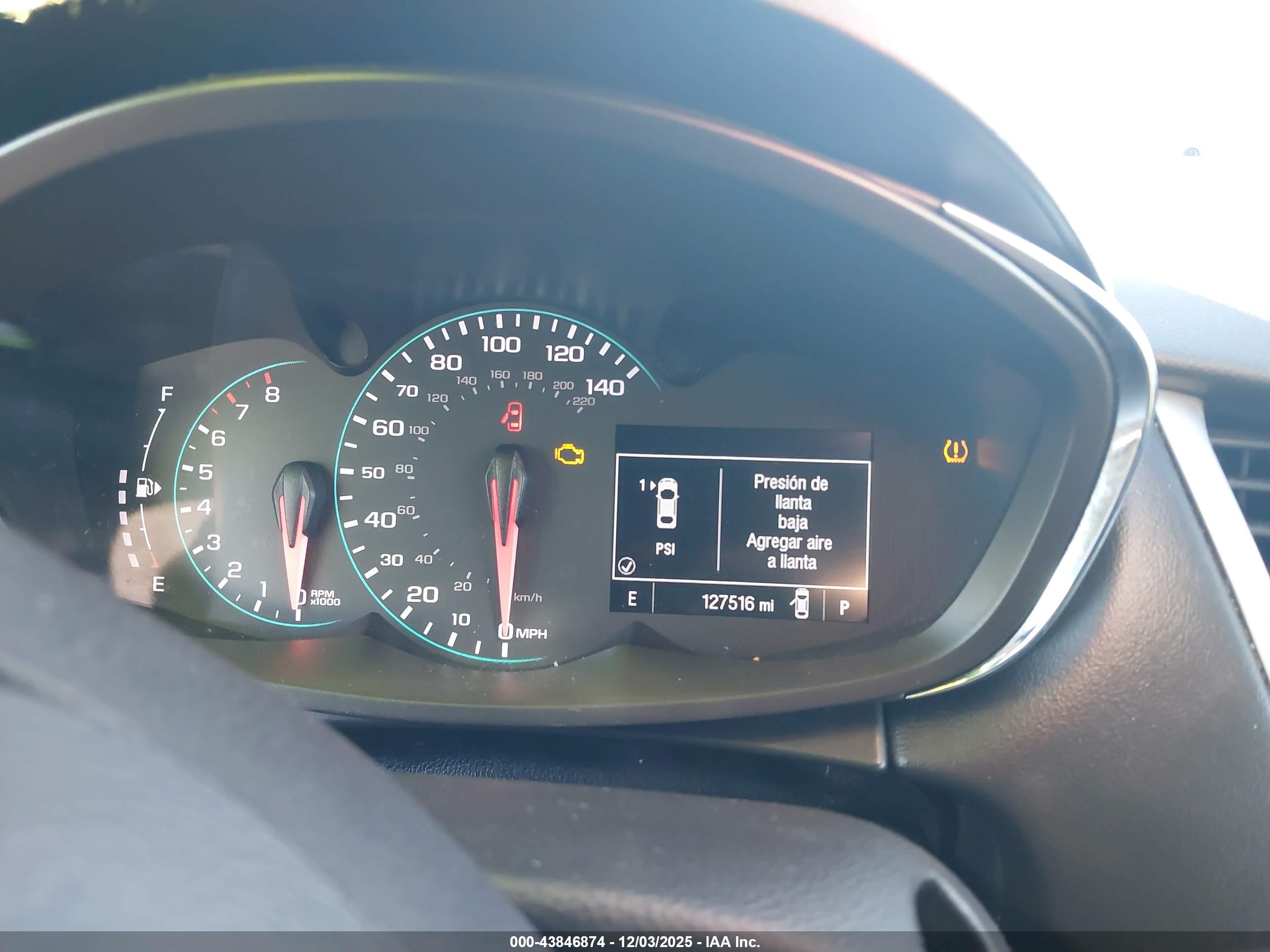 CHEVROLET TRAX image 7