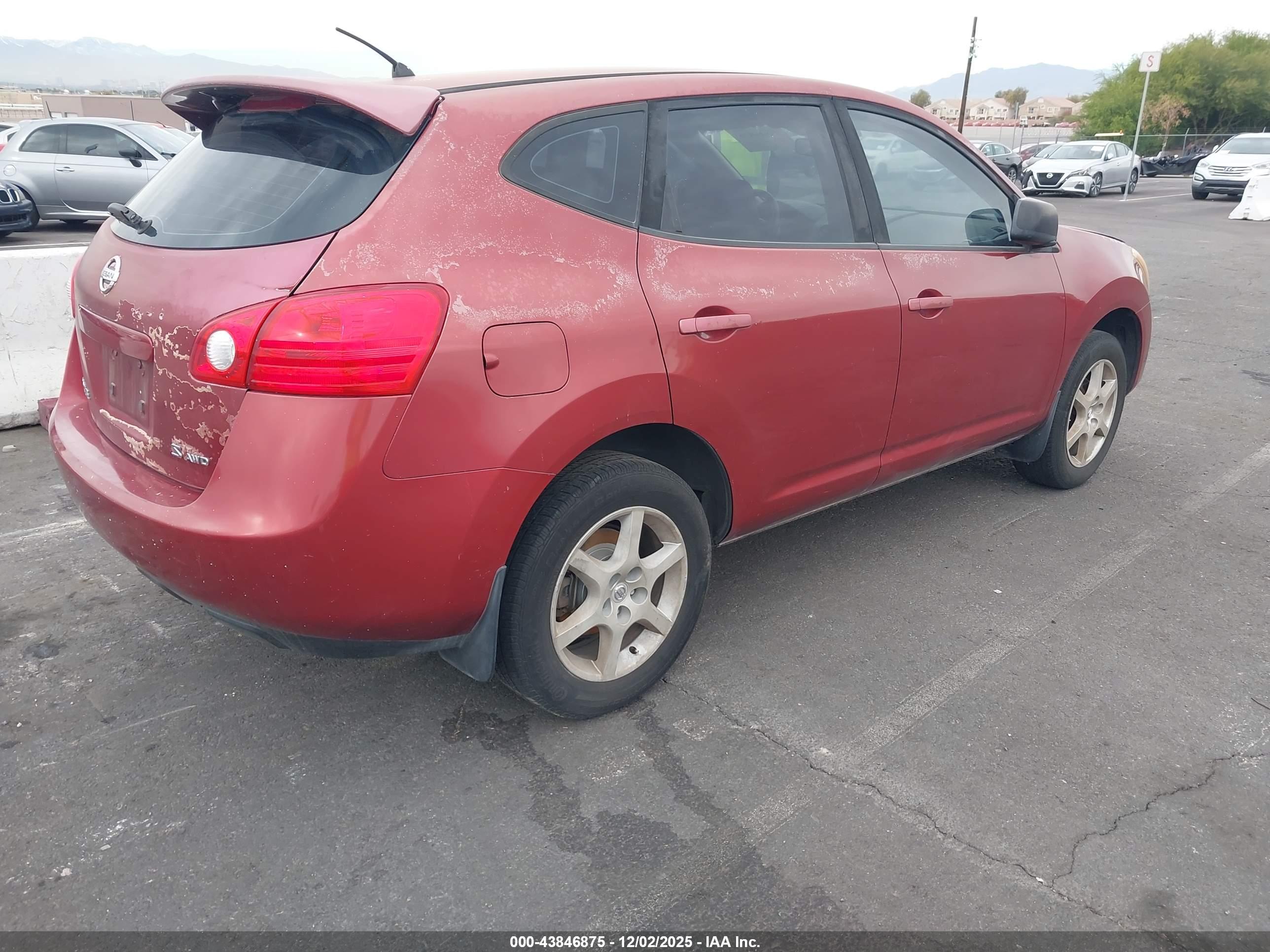 NISSAN ROGUE image 4