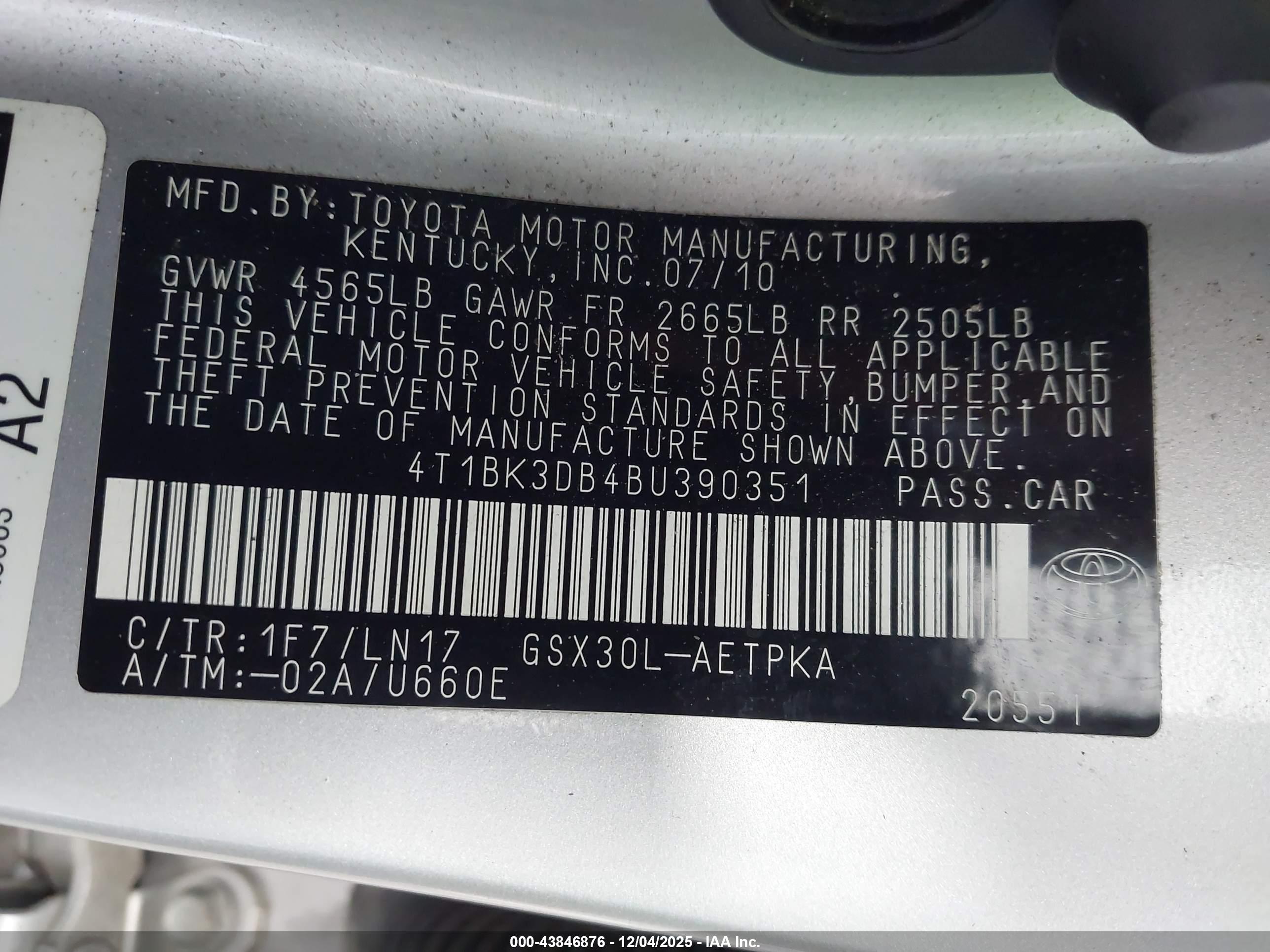 TOYOTA AVALON image 9