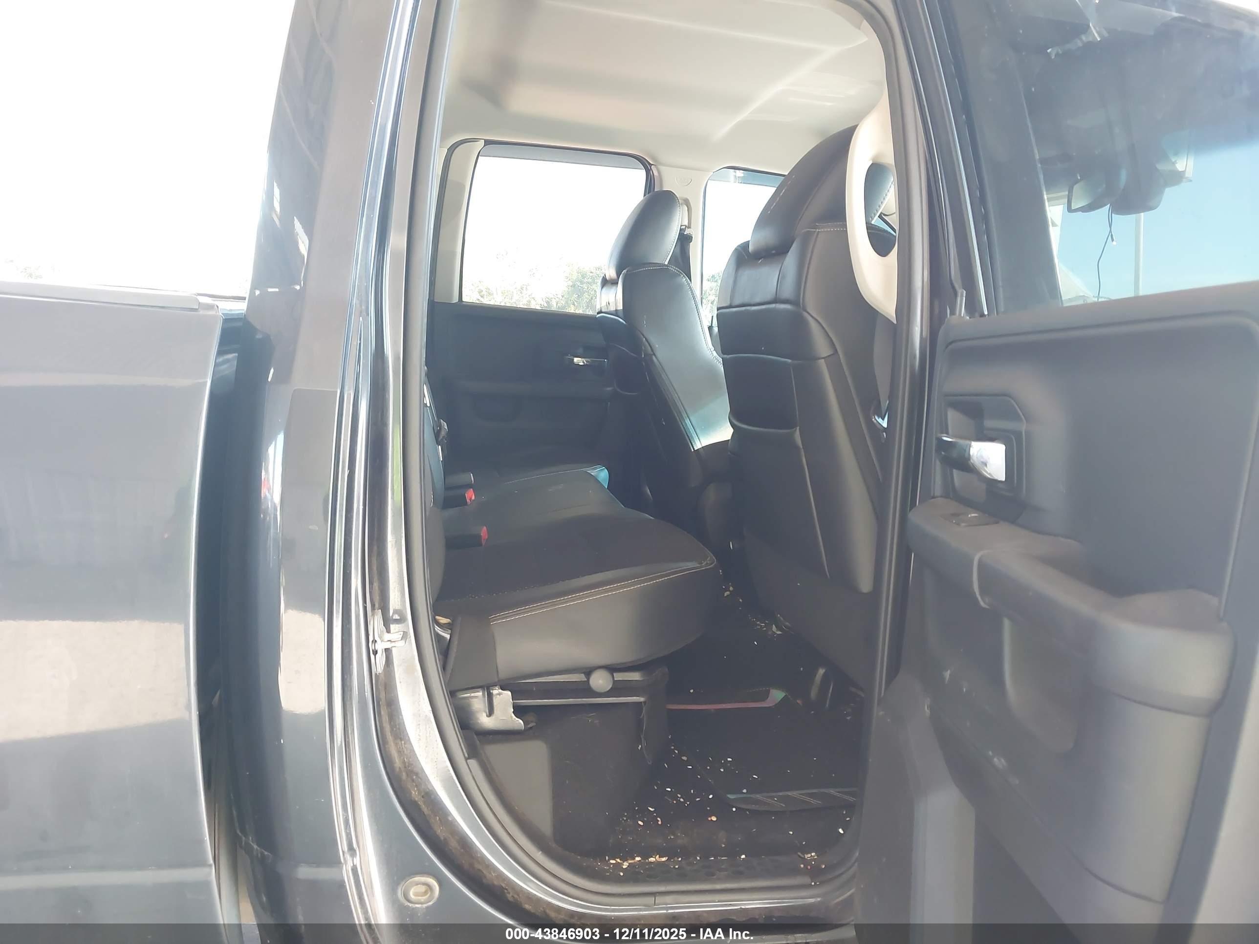 RAM 1500 image 8