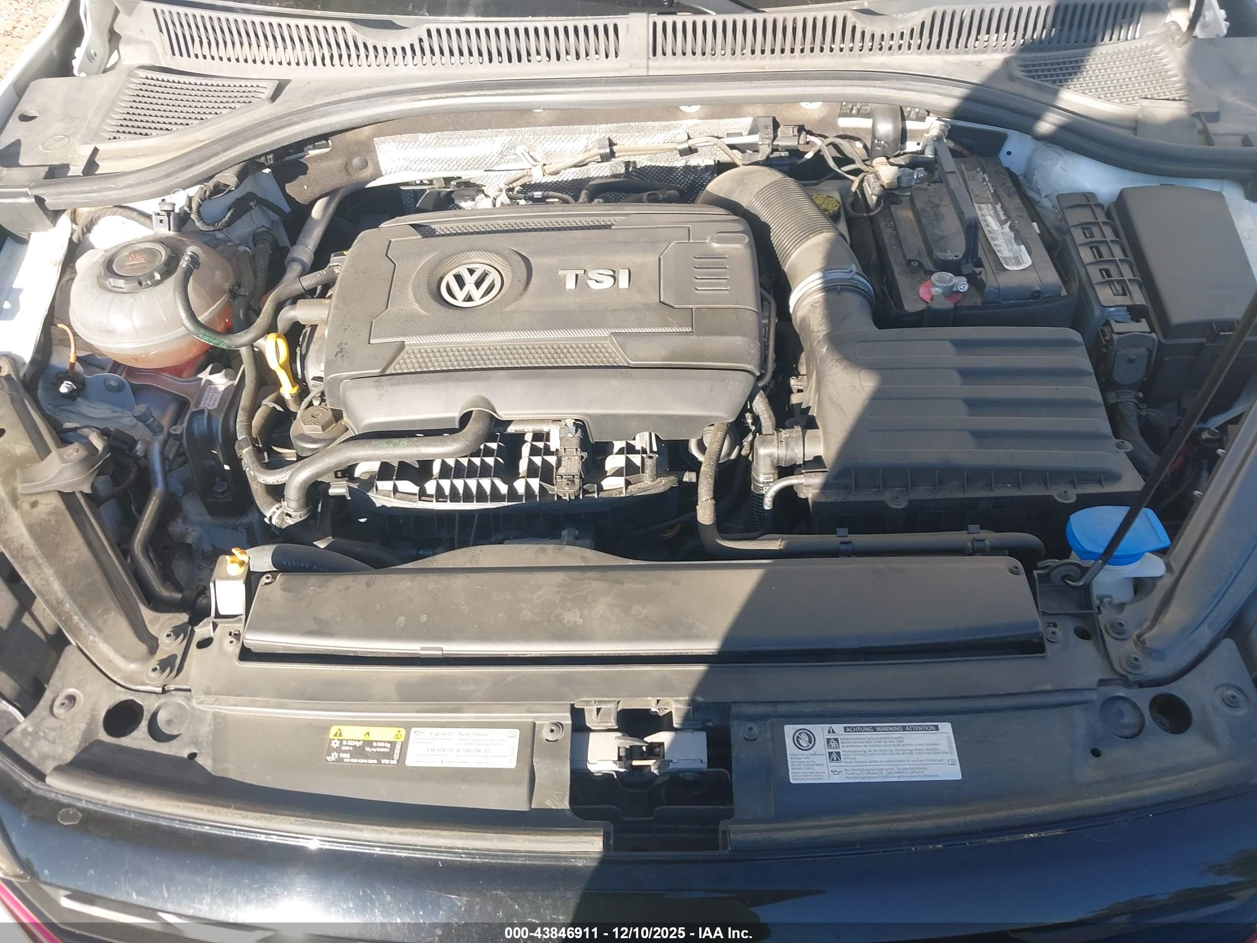 VOLKSWAGEN JETTA image 10