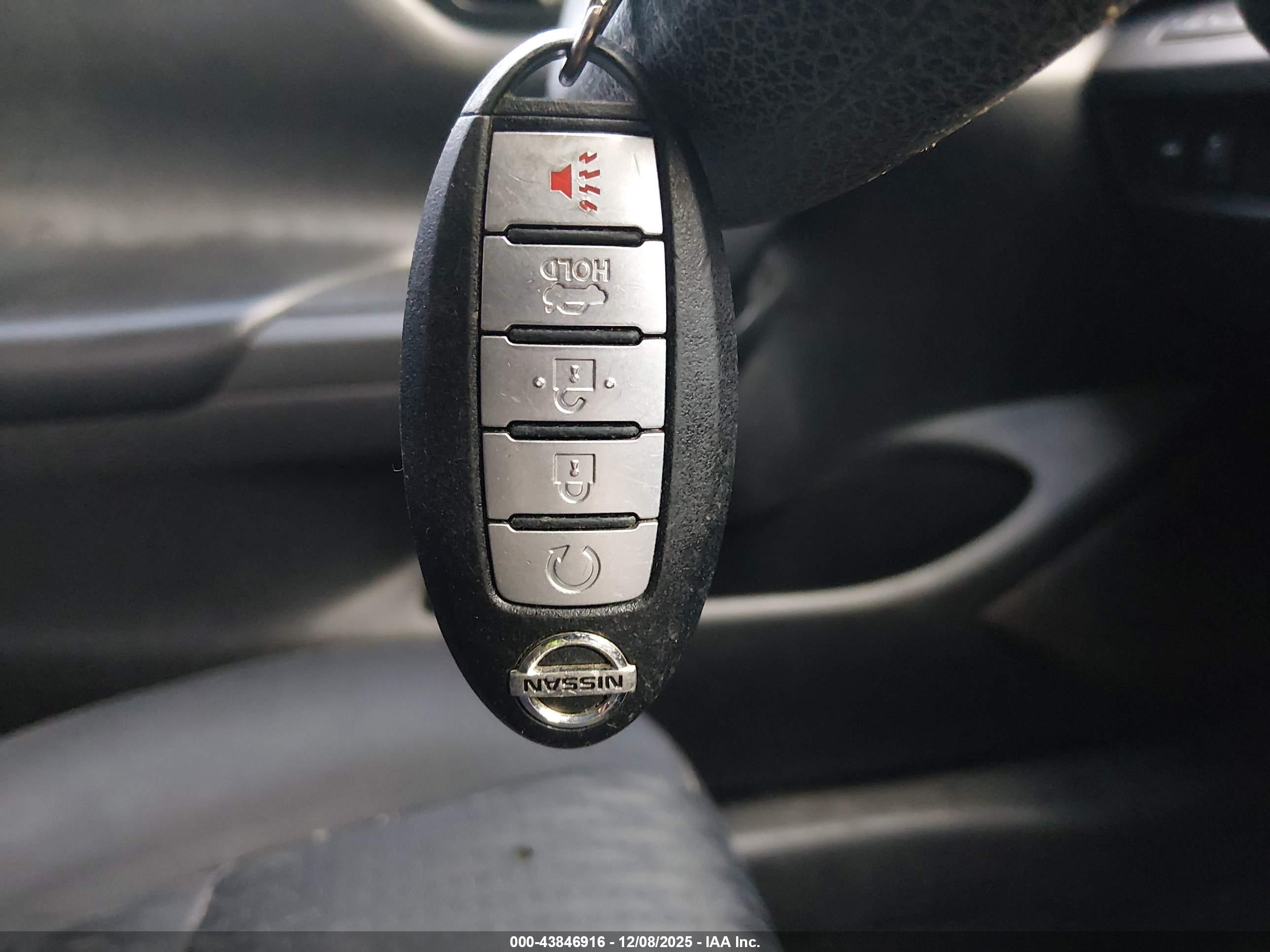 NISSAN ALTIMA image 11
