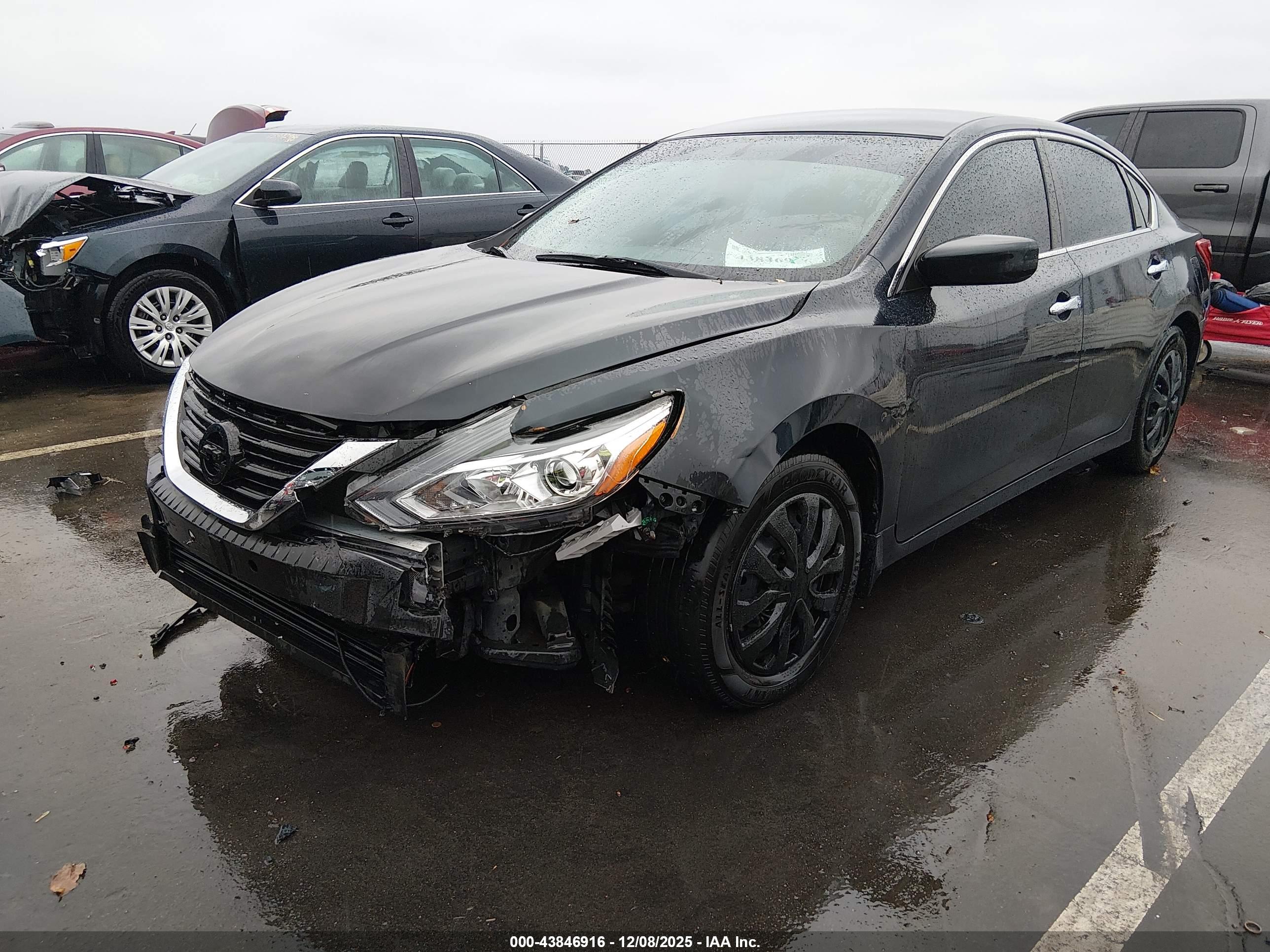 NISSAN ALTIMA image 2