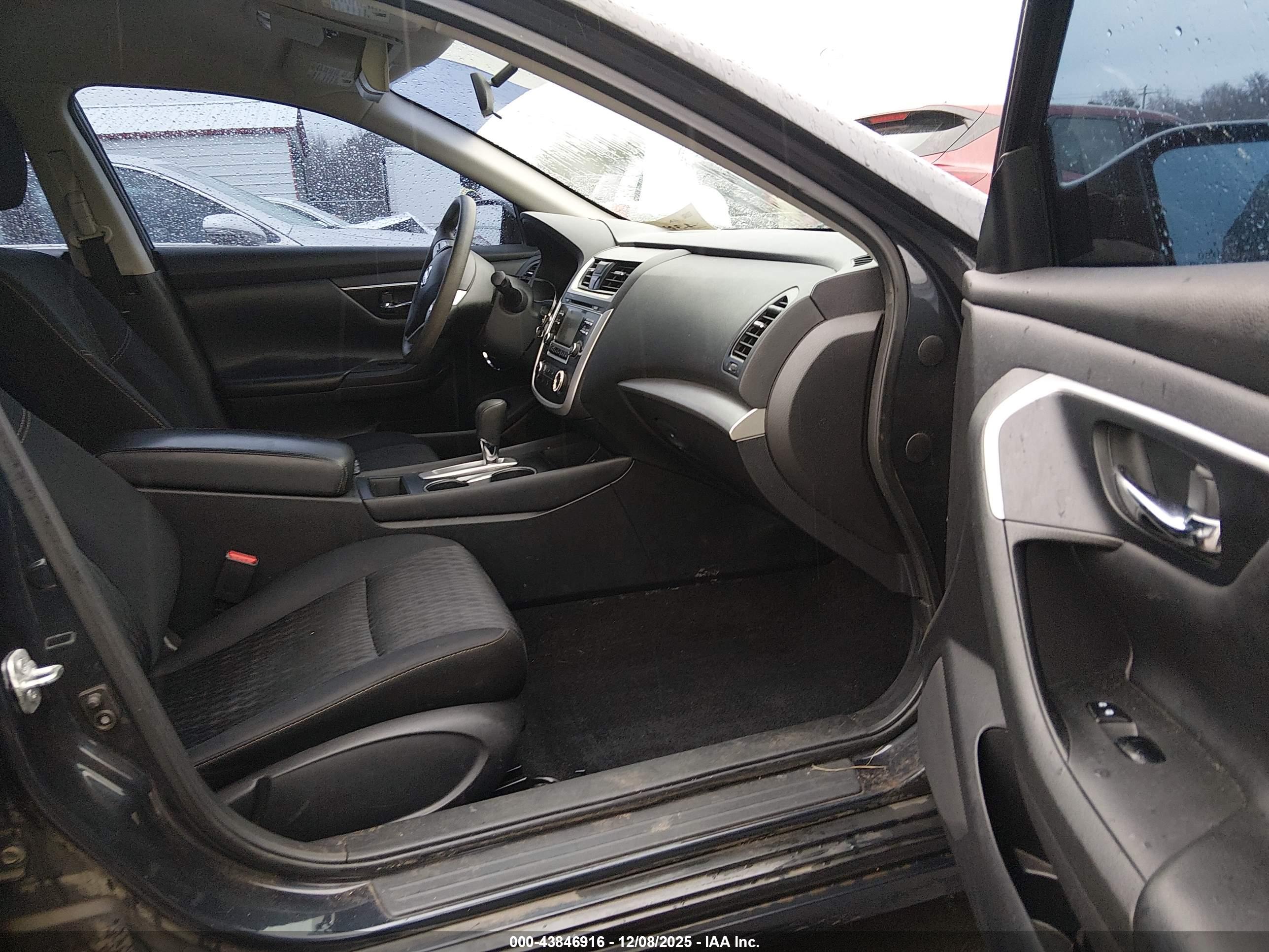 NISSAN ALTIMA image 5