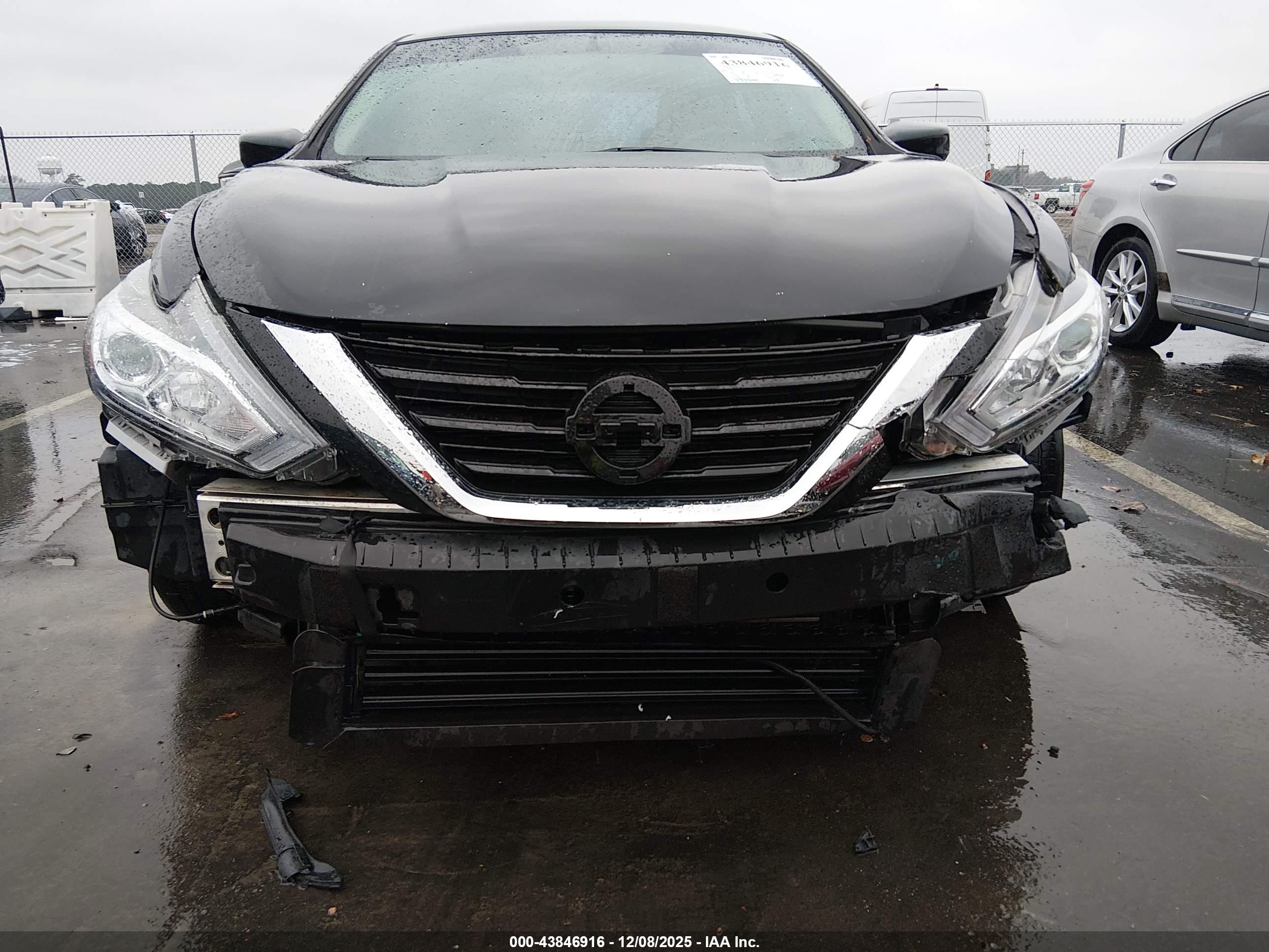 NISSAN ALTIMA image 6