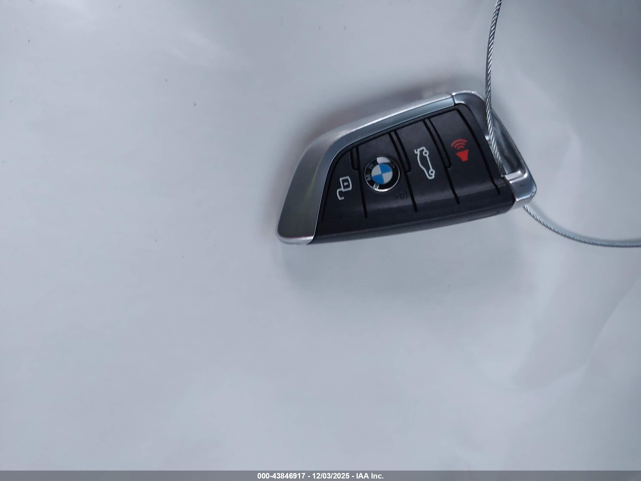 BMW M3 image 11