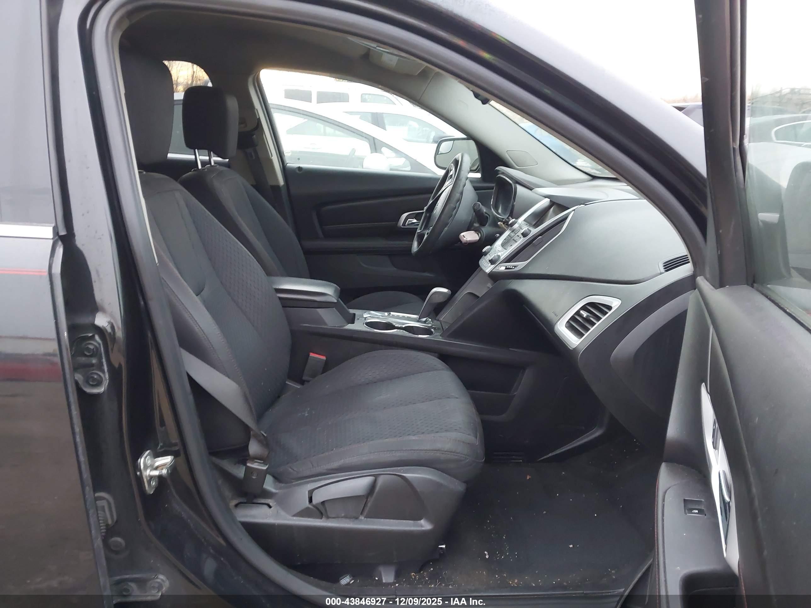 GMC TERRAIN image 5