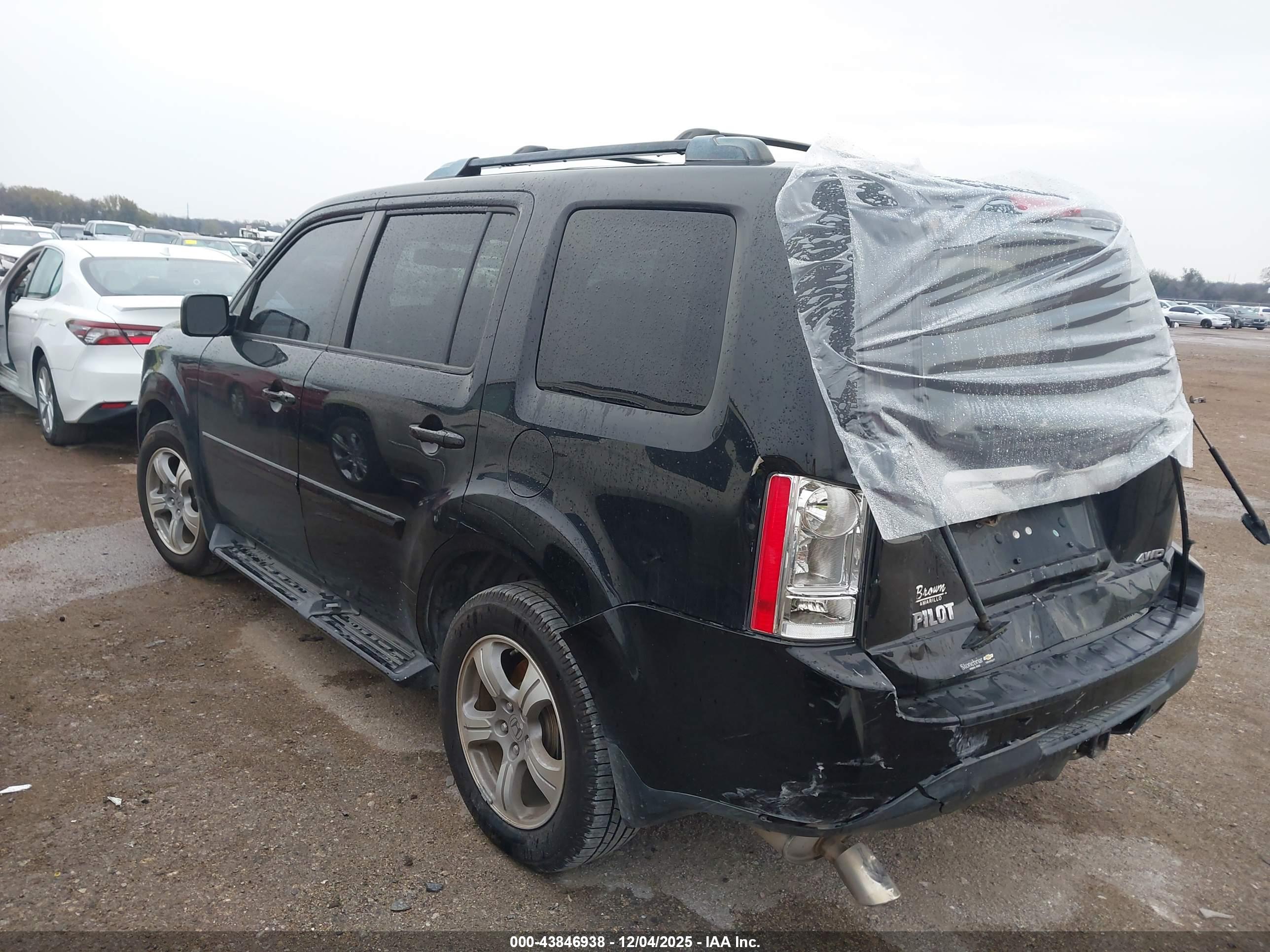 HONDA PILOT image 3