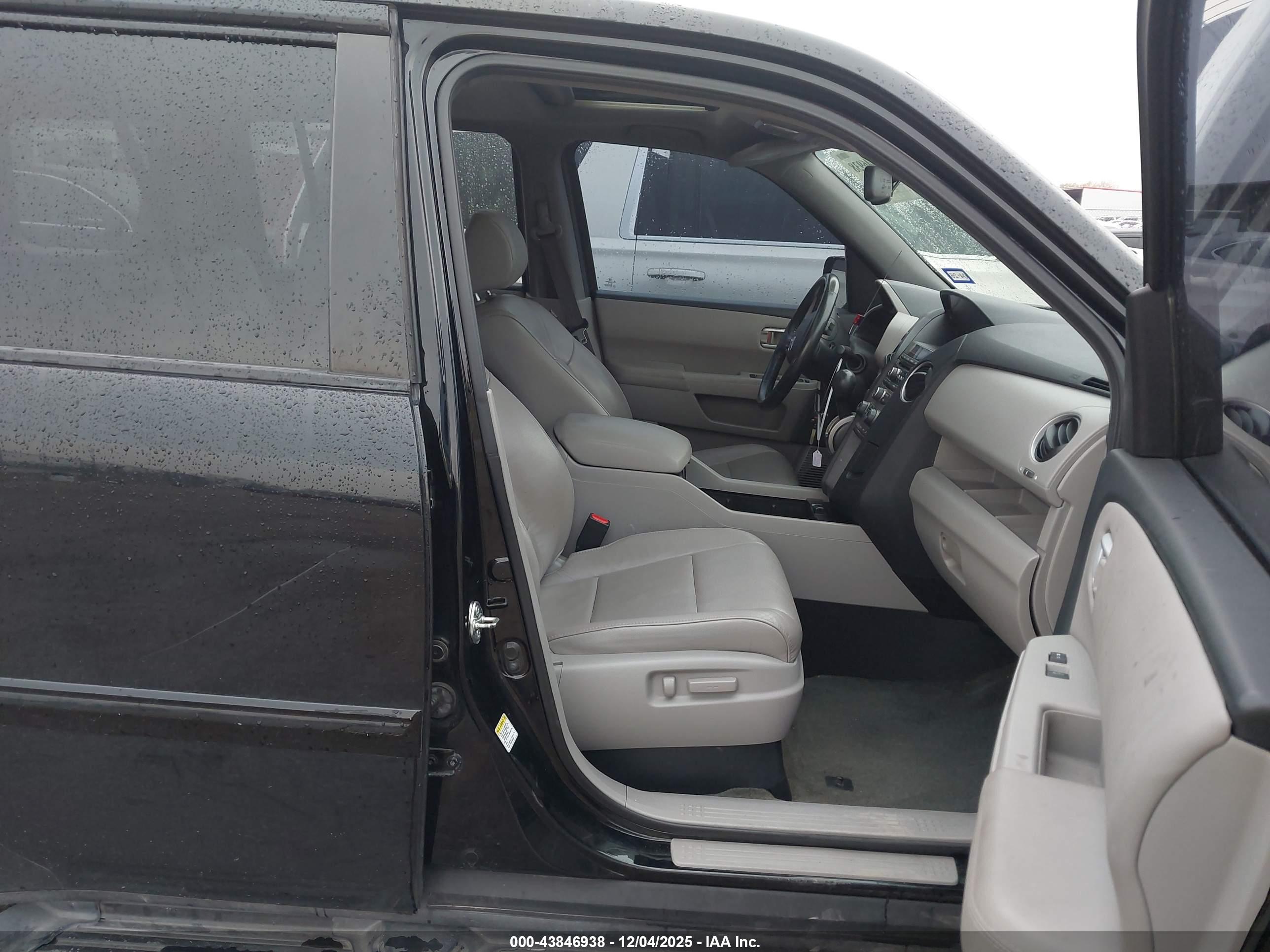HONDA PILOT image 5