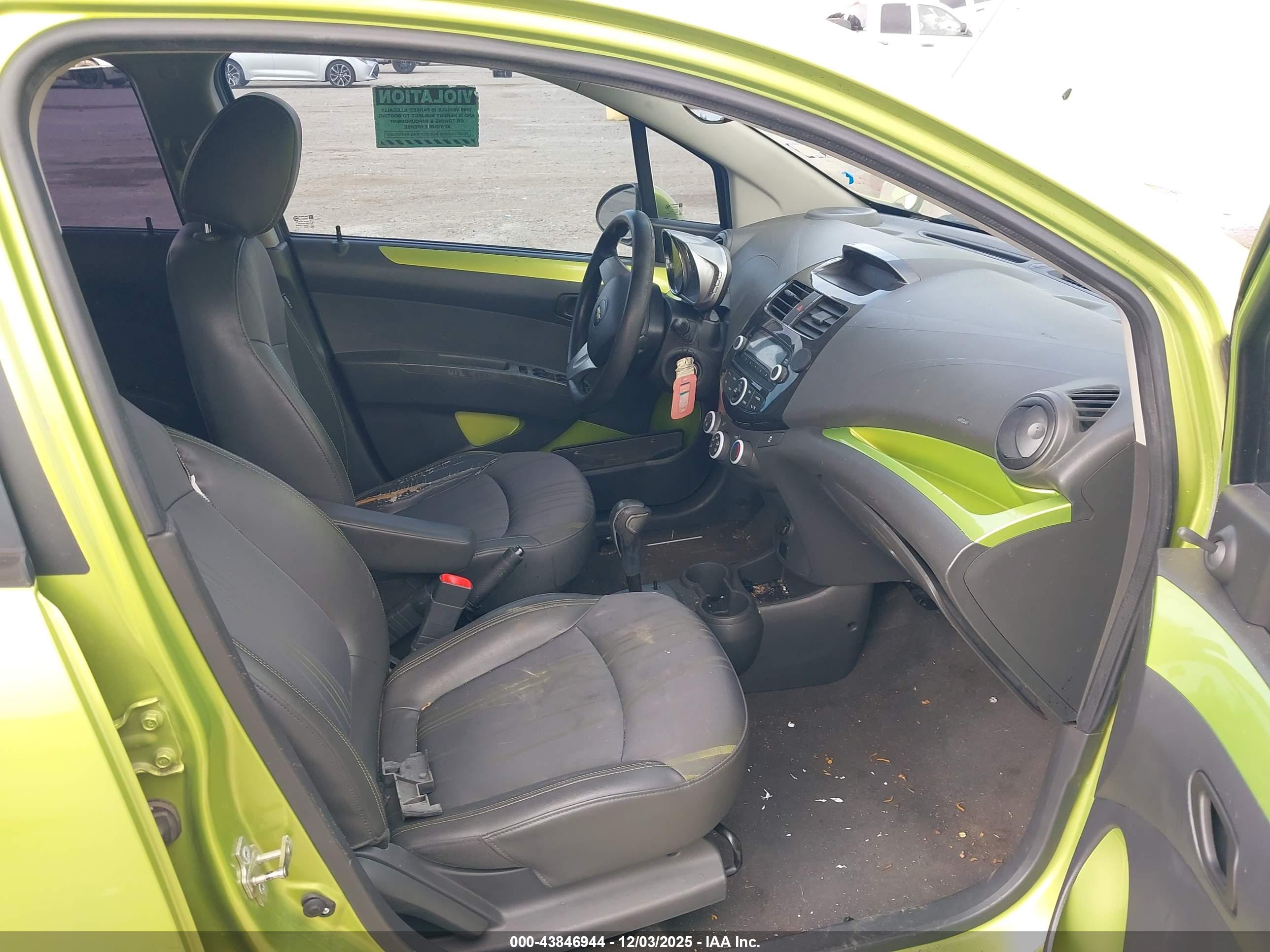 CHEVROLET SPARK image 5