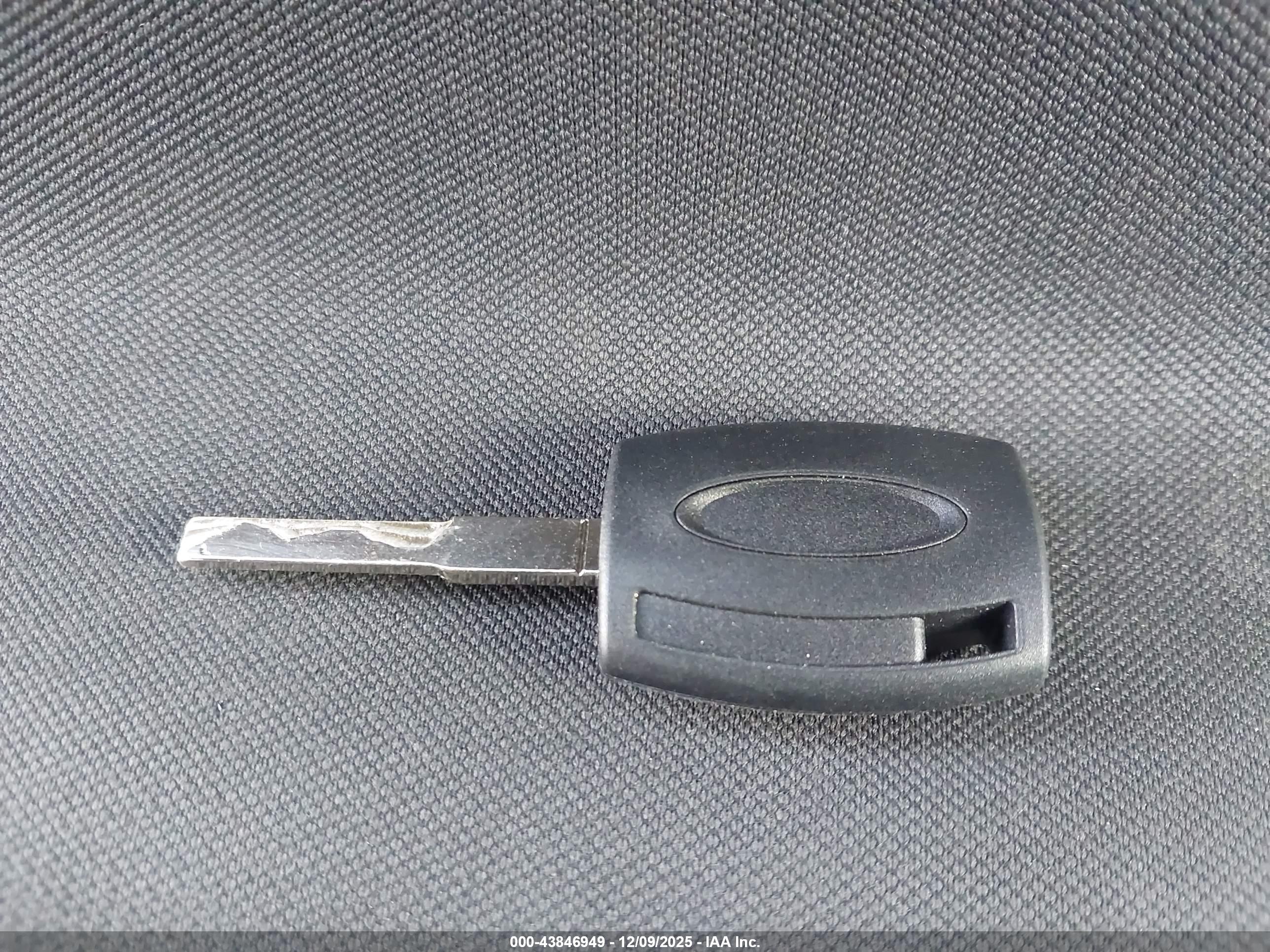 FORD TRANSIT image 11