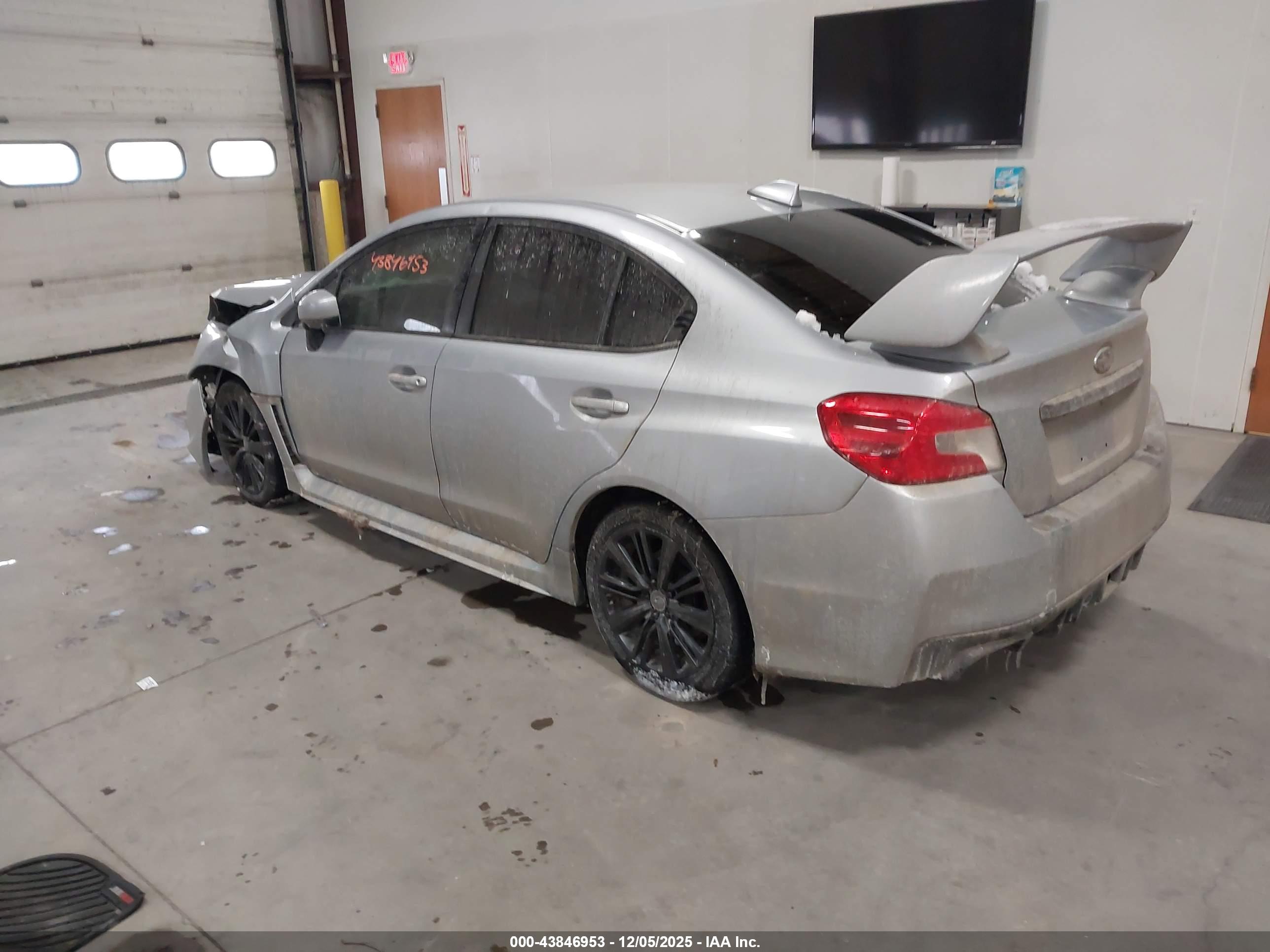 SUBARU WRX image 3