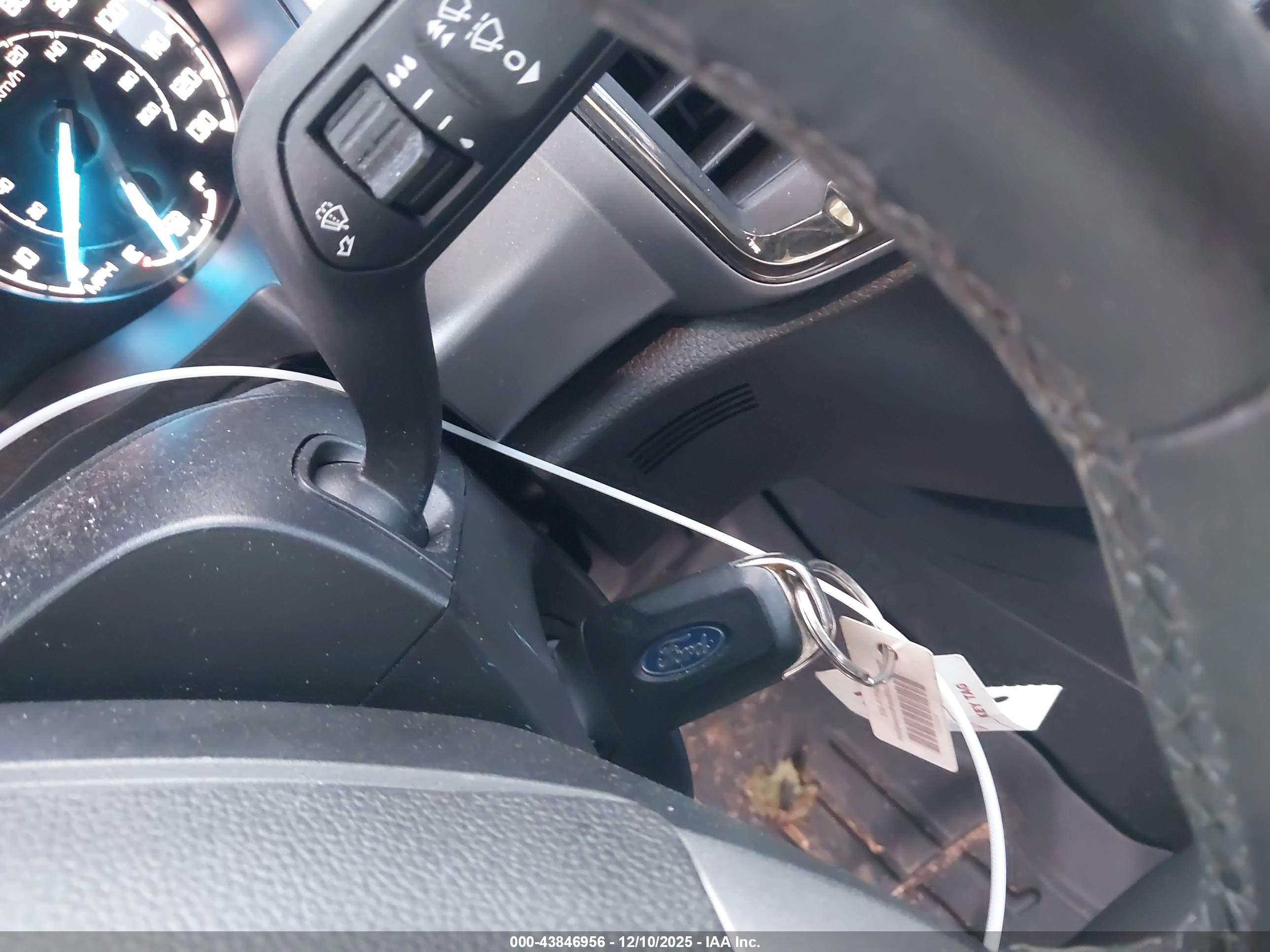 FORD RANGER image 11