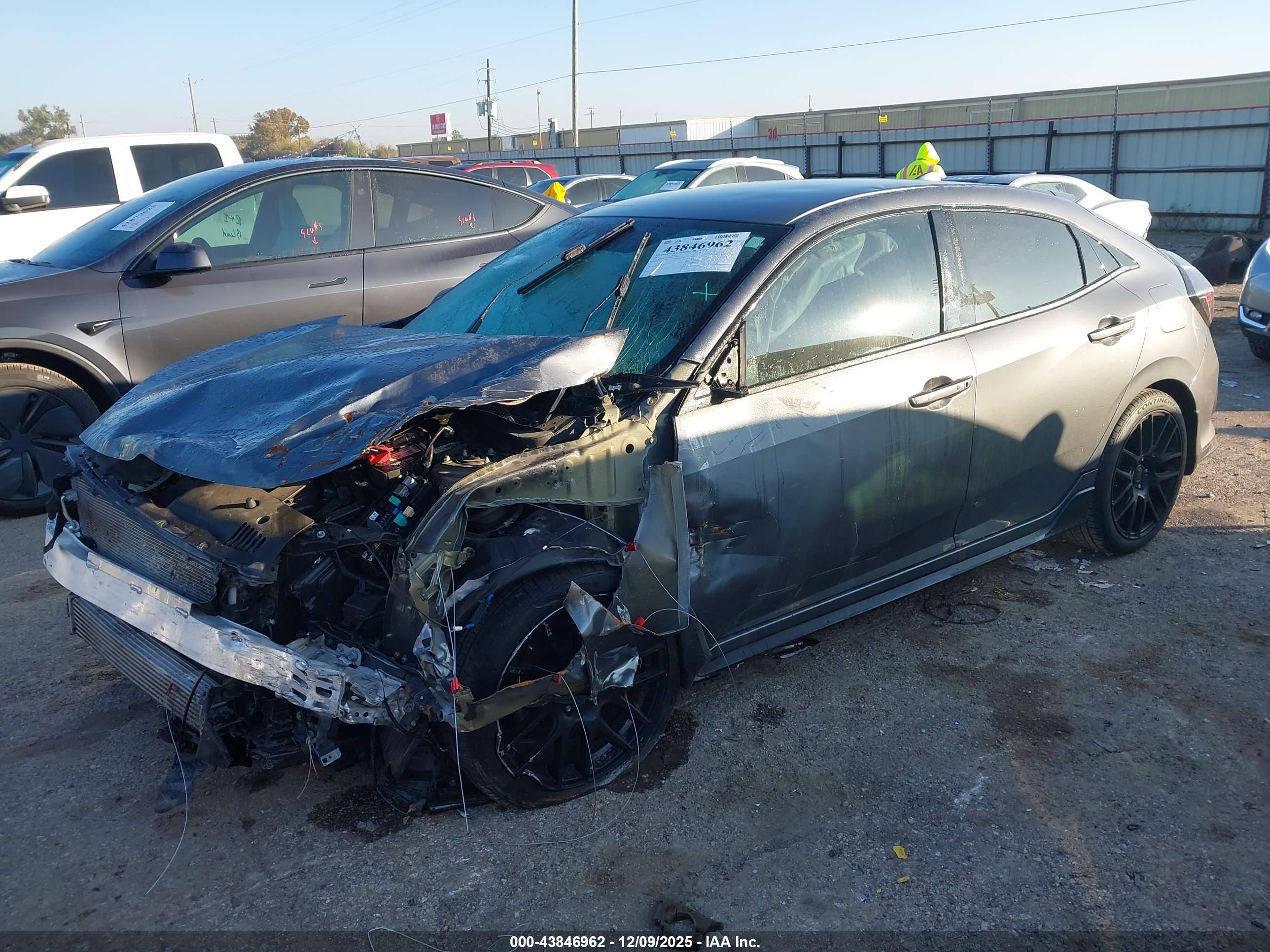 HONDA CIVIC image 2