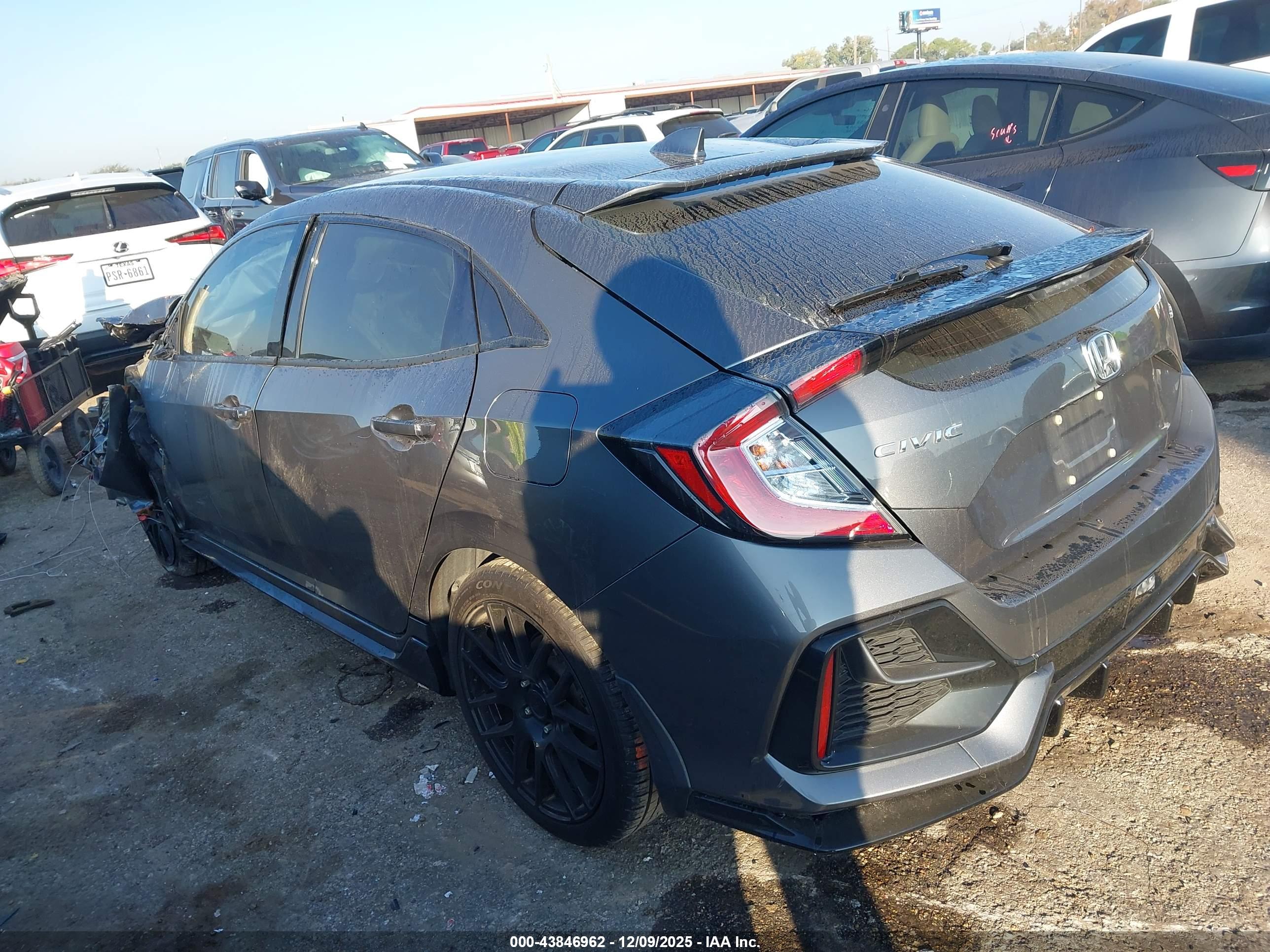 HONDA CIVIC image 3