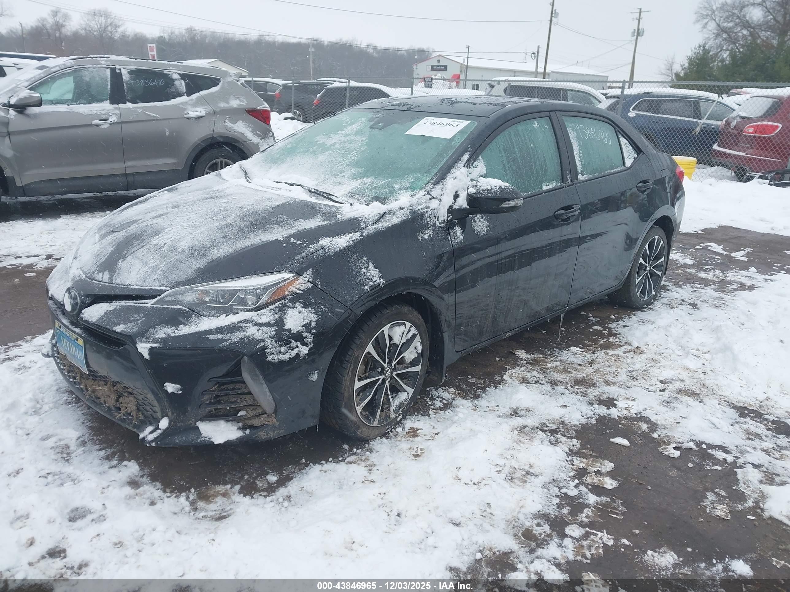 TOYOTA COROLLA image 2
