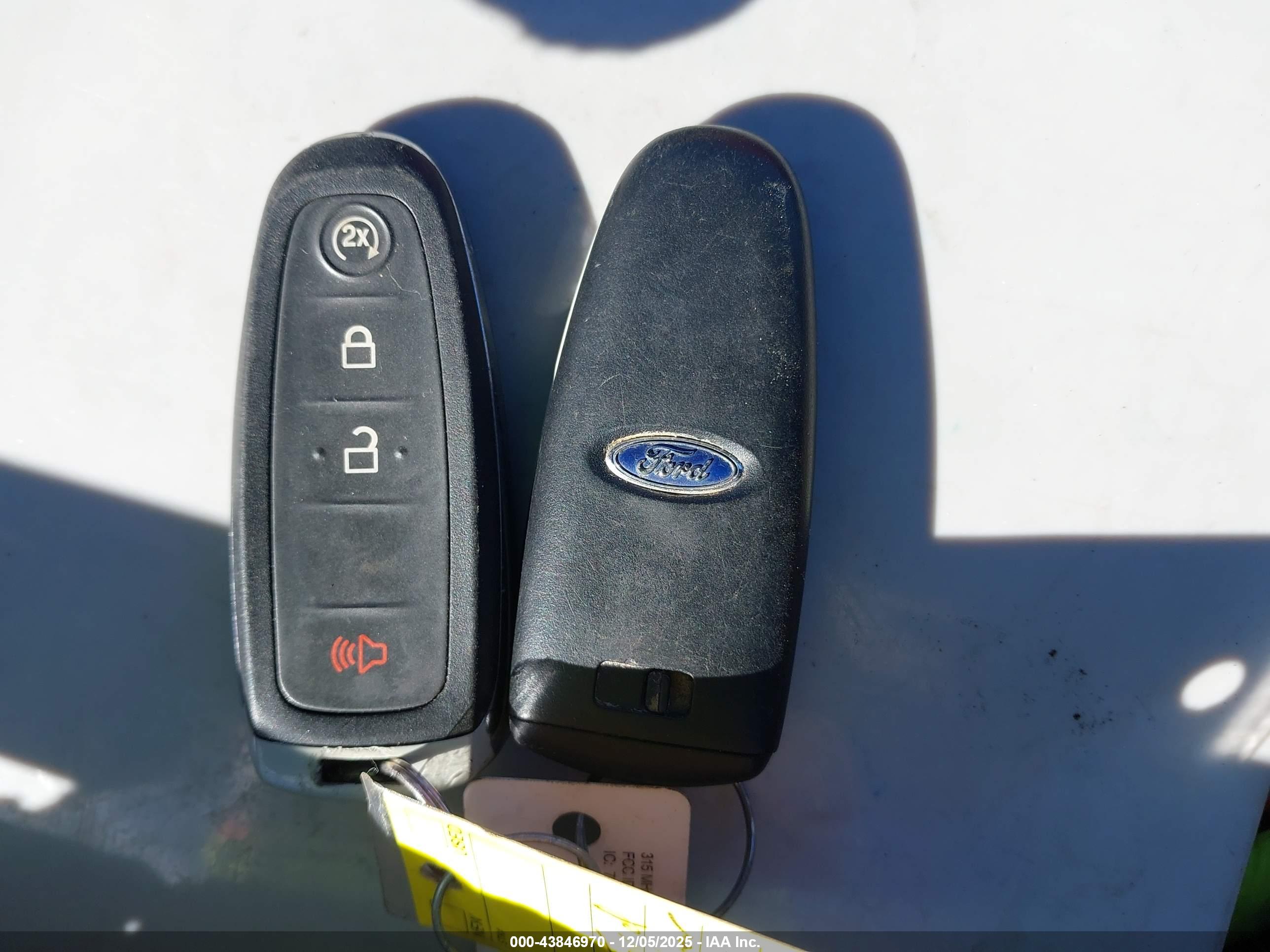 FORD EXPLORER image 11