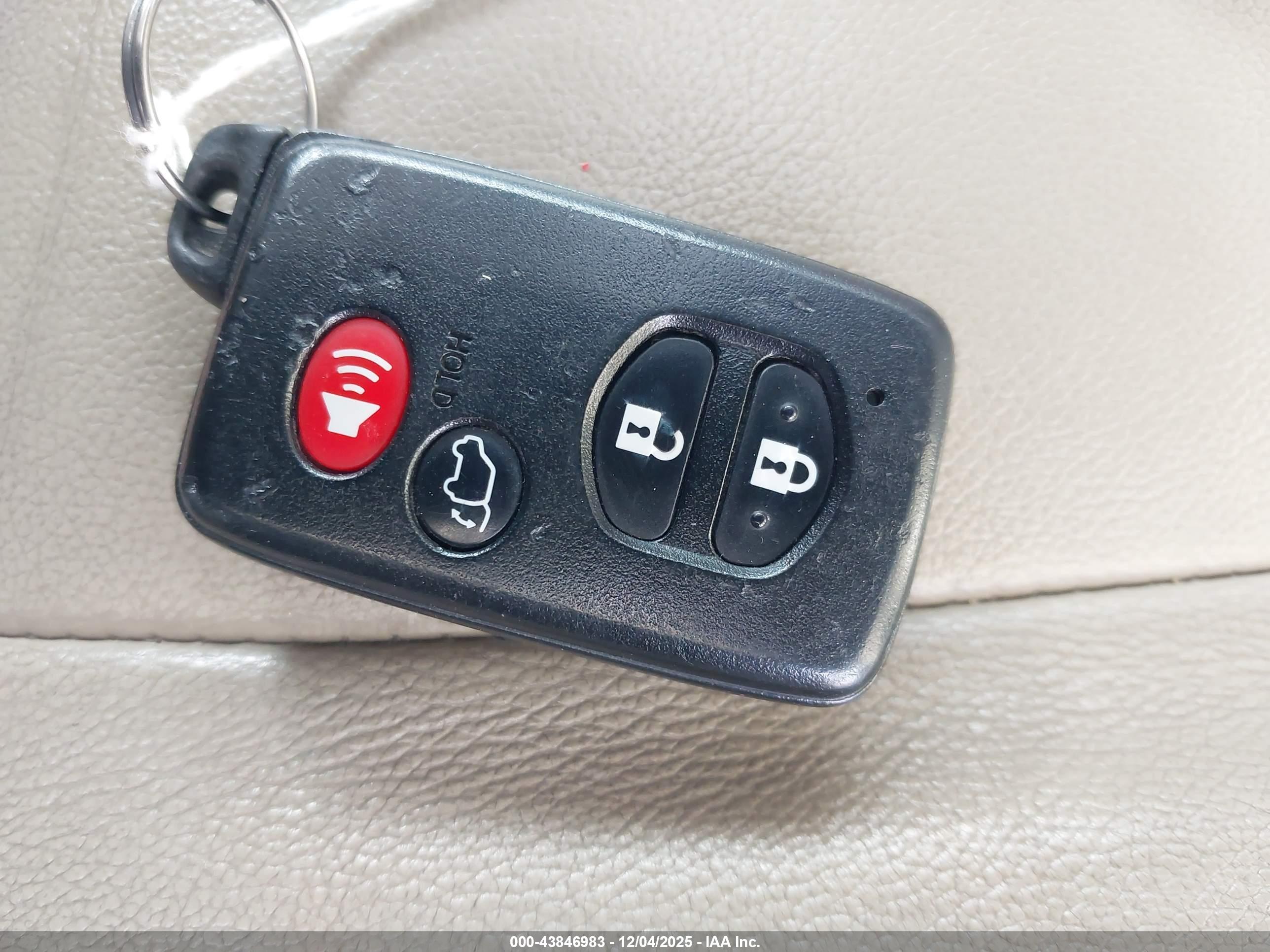 TOYOTA HIGHLANDER image 11